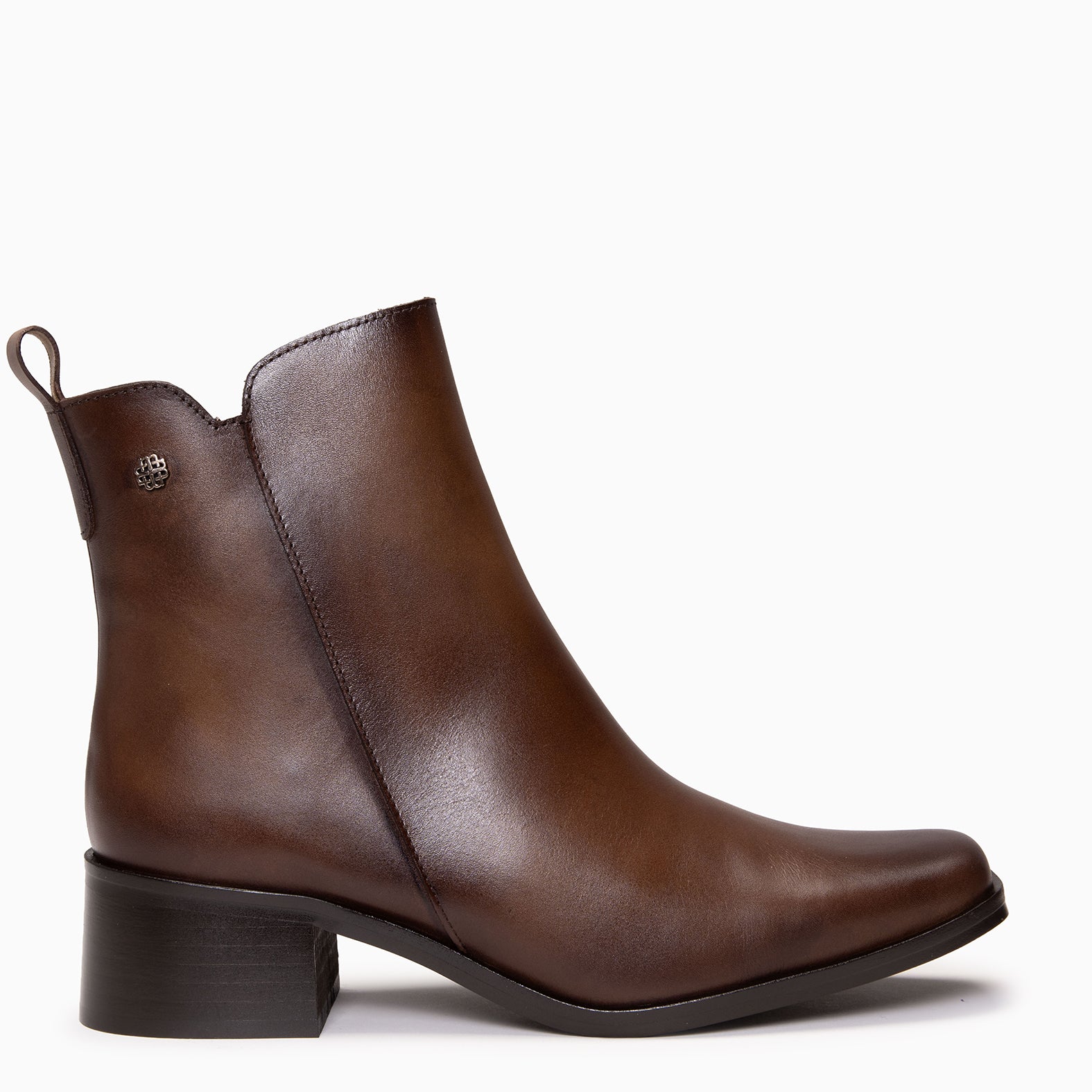 BERLIN - Botines bajos de mujer de piel MARRÓN - miMaO ®
