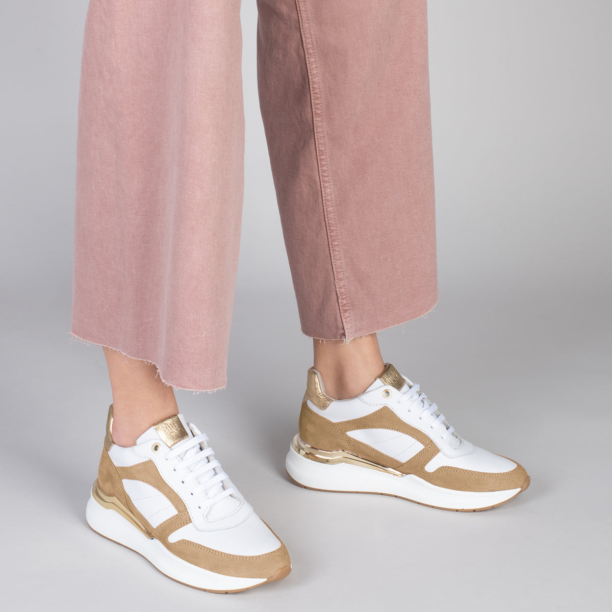 FREEDOM – Zapatillas altas con plantilla extraíble BEIGE