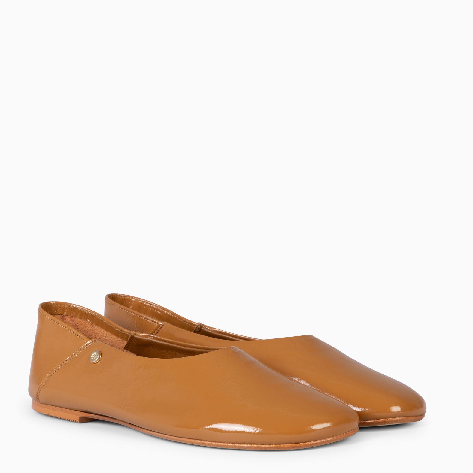 NANUK - BAILARINA PLANA BARESOFT CAMEL - miMaO ®
