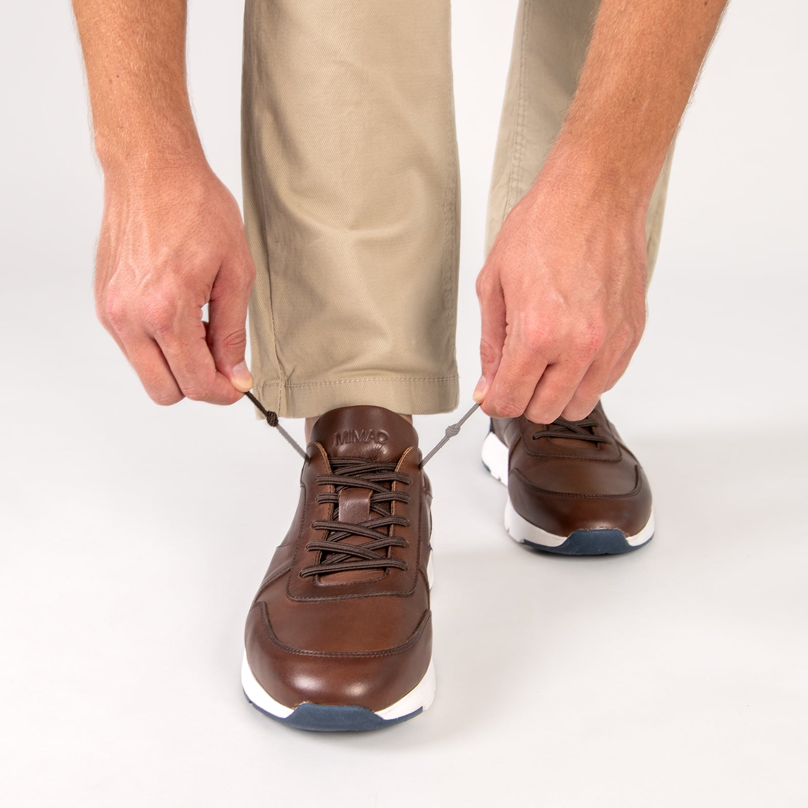 CORTÉS – Zapatillas MARRON de hombre - miMaO ®