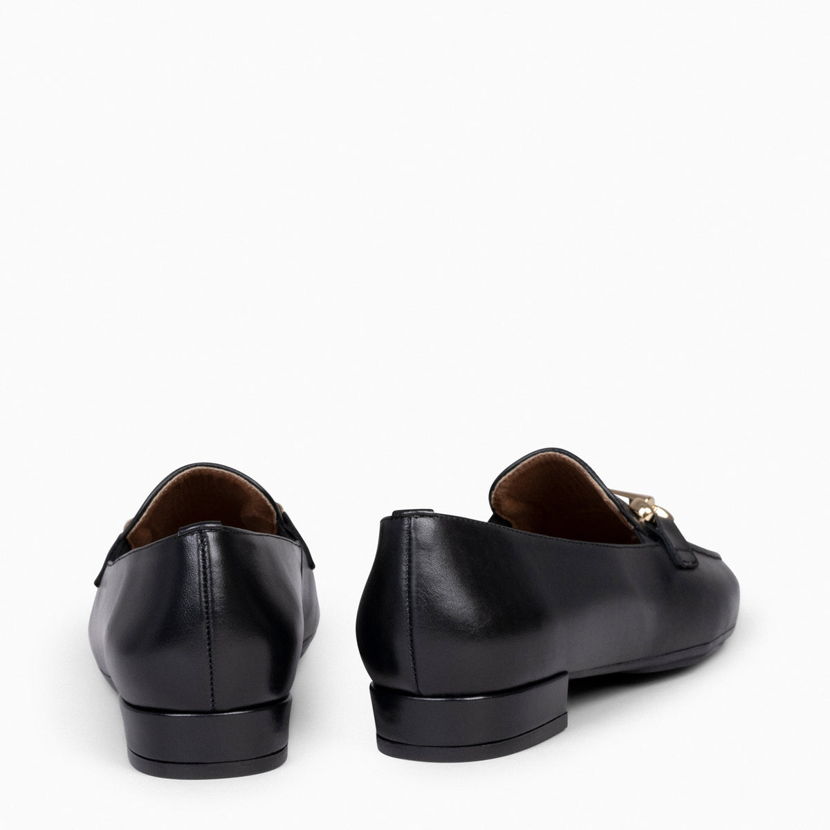 STYLE - Mocasines con detalle metalizado NEGRO - miMaO ®