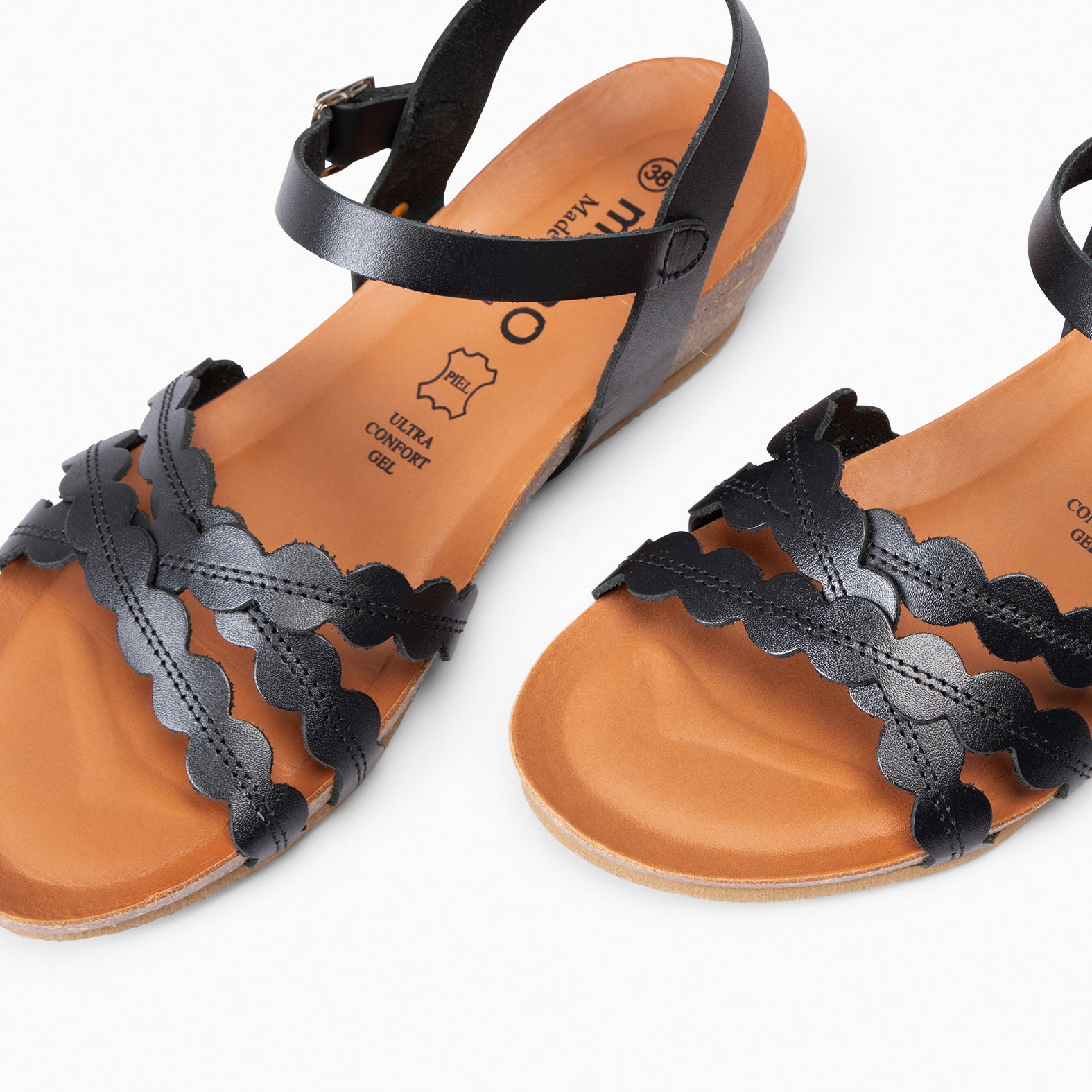MALTA - BLACK BIO SANDALS WITH LOW WEDGE