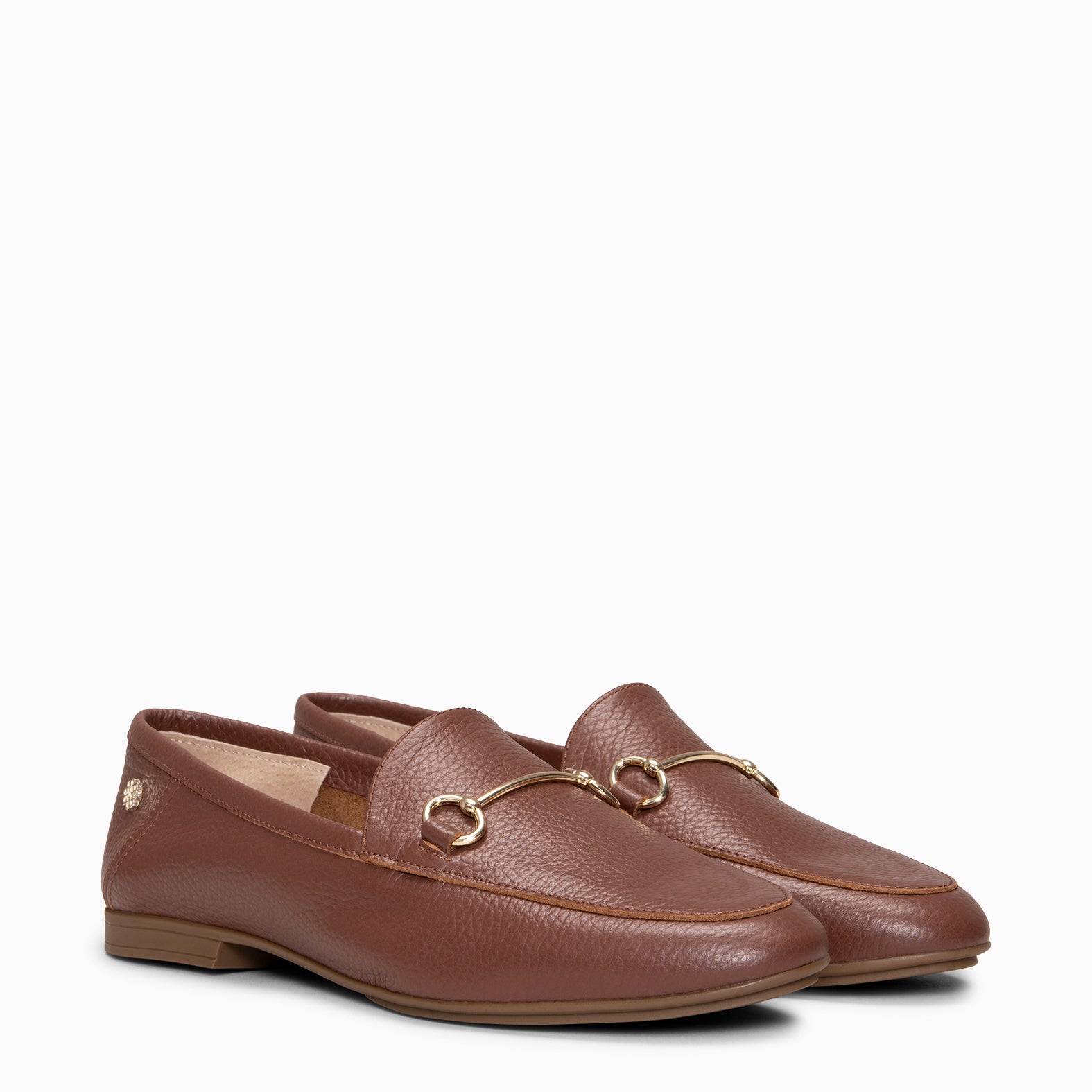 STYLE – Mocasines planos con adorno metalizado MARRÓN - miMaO ®