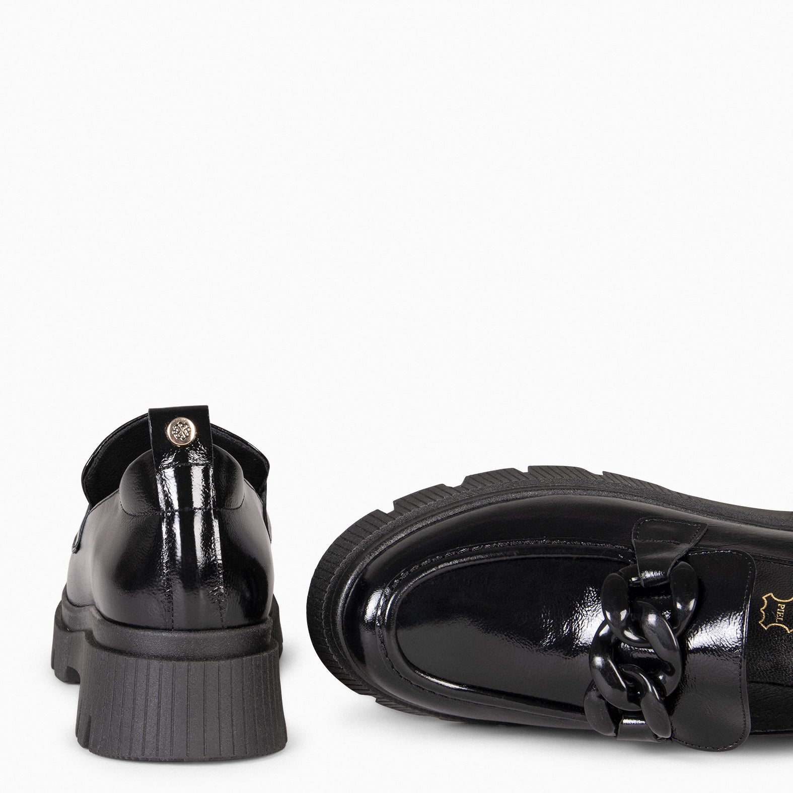 LOLA - Mocasín NEGRO con suela track - miMaO ®