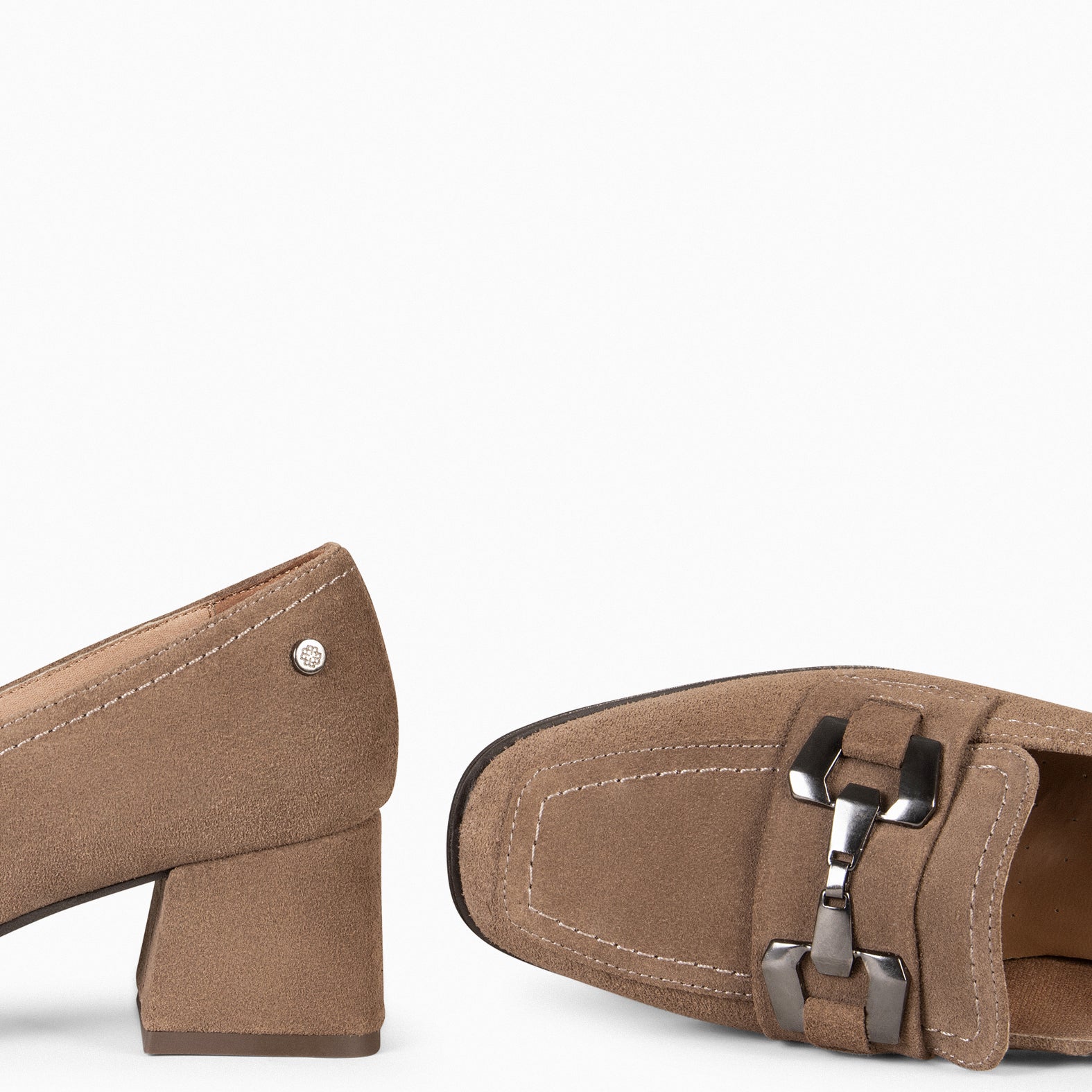 CAMILA – Mocasines de tacón ancho TAUPE - miMaO ®