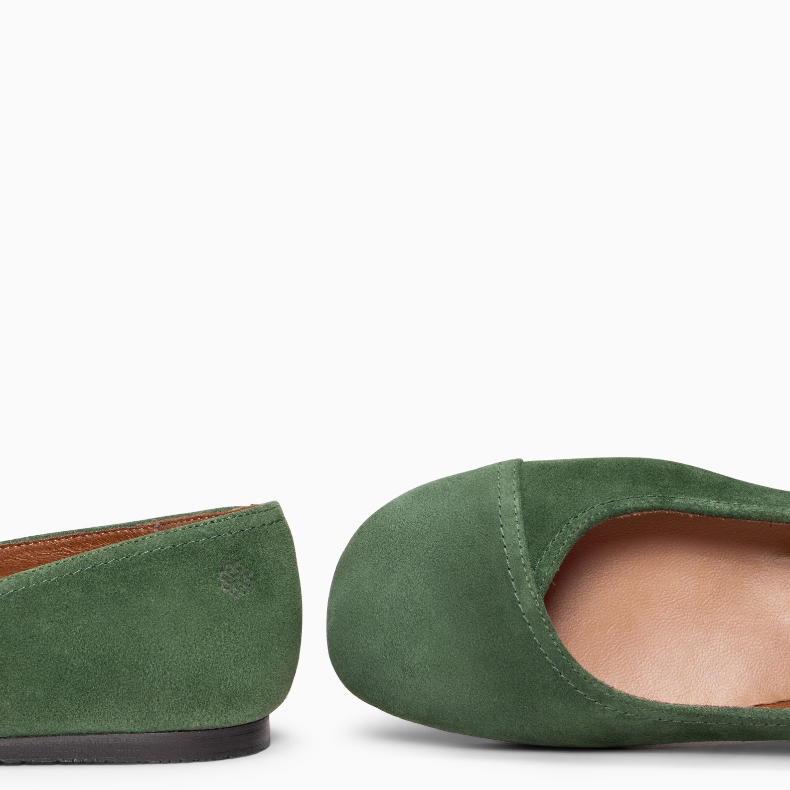 PLUMA - Bailarina baresoft de serraje en VERDE - miMaO ®