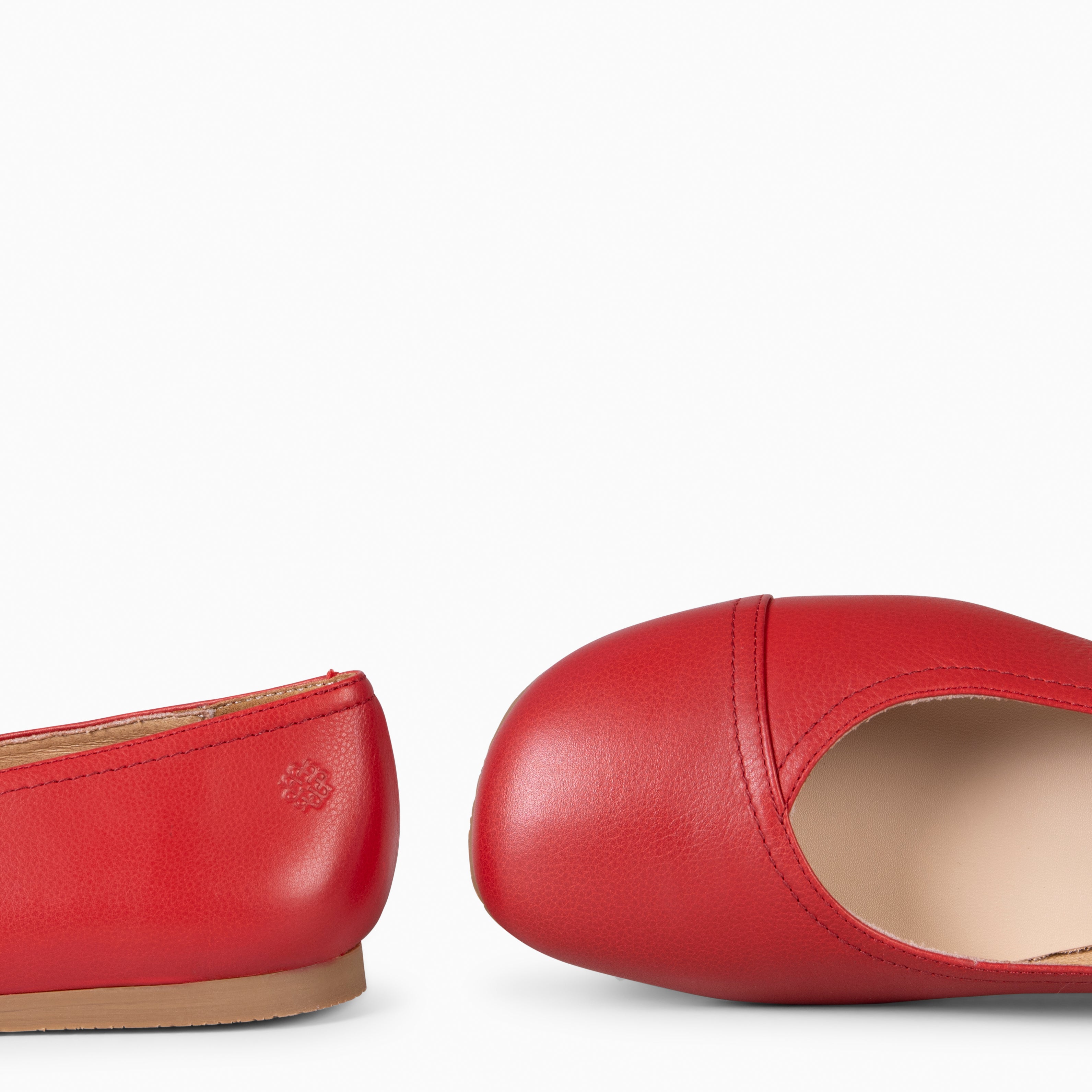 PLUMA - BAILARINA ESTILO BARESOFT ROJO - miMaO ®