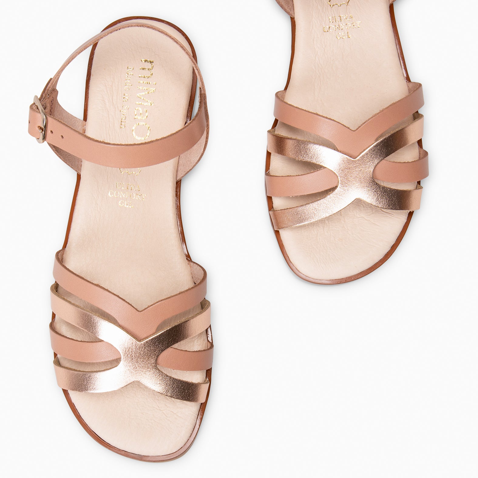 BELISA - Sandalia plana de piel de vaquetilla en NUDE ORO ROSA - miMaO ®