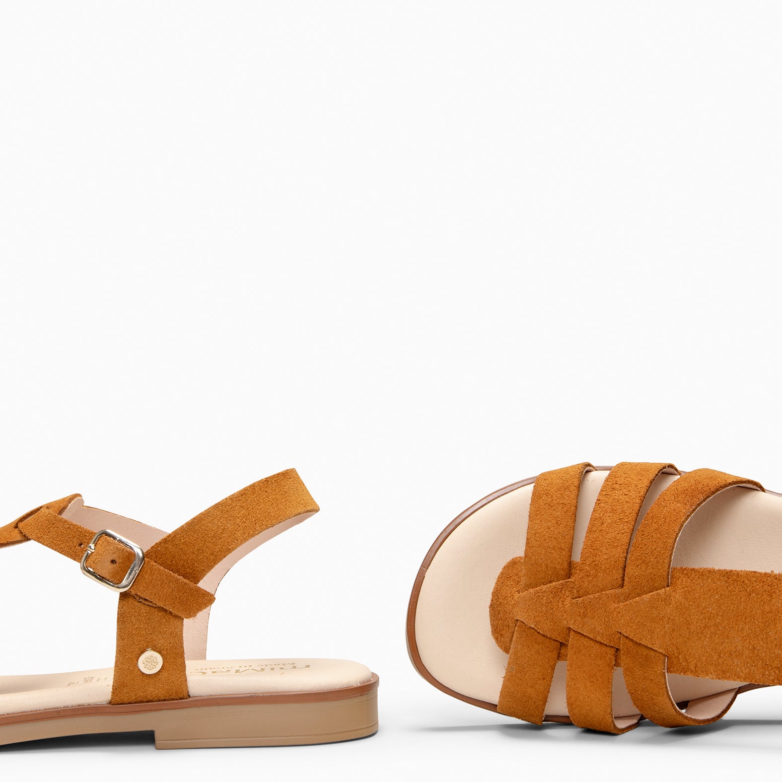 NAIRA – Nu-pieds à lanières en daim MARRON