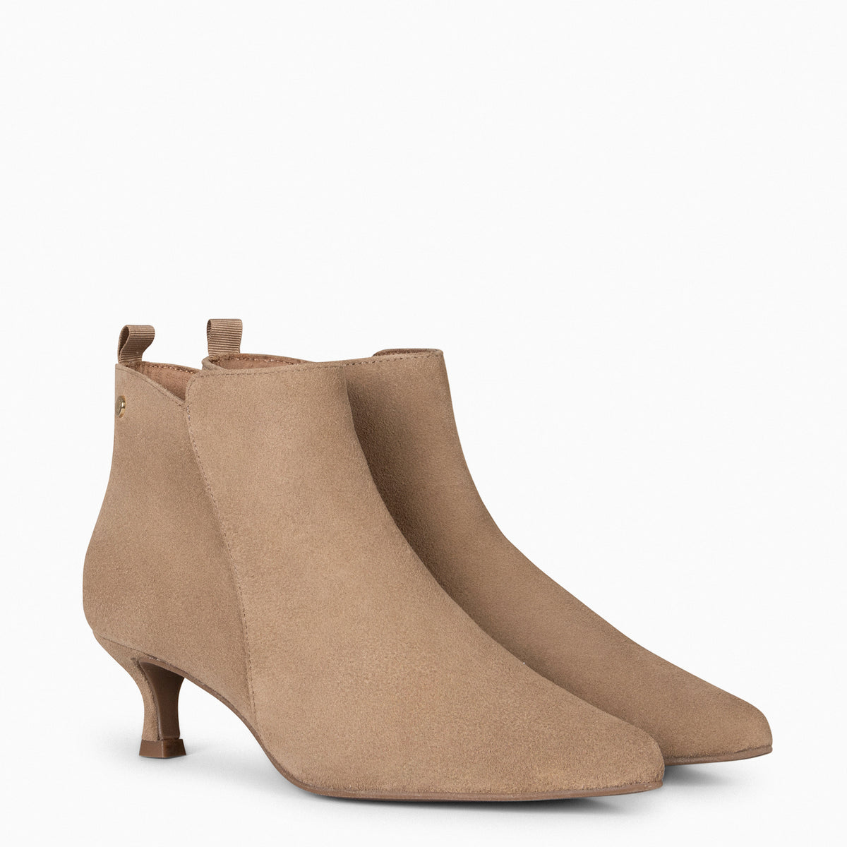 ROYAL SUEDE – BEIGE Low heel booties