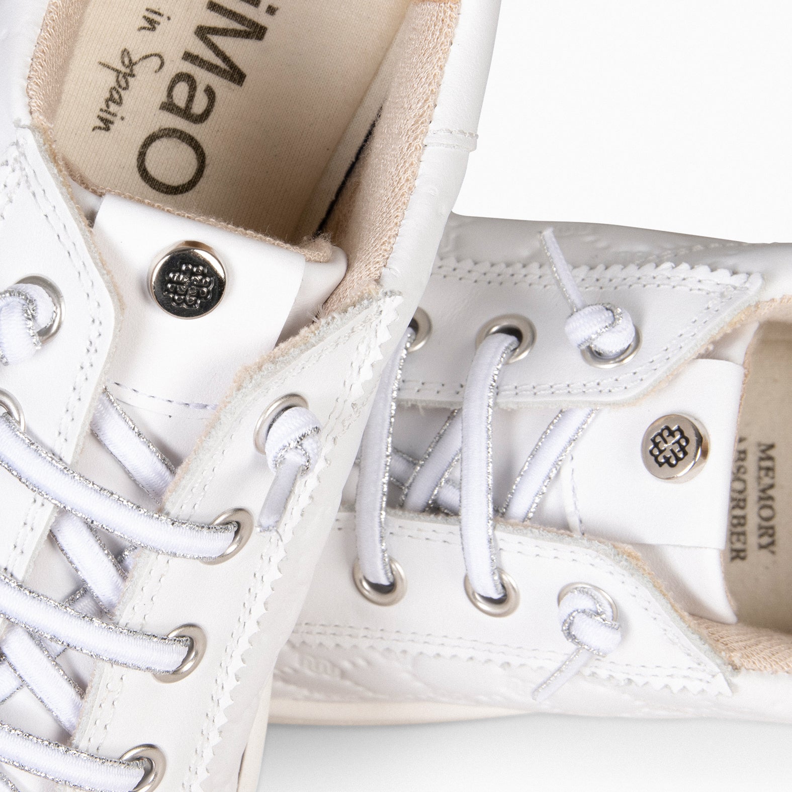 LILLE – WHITE Sneakers with SILVER laces