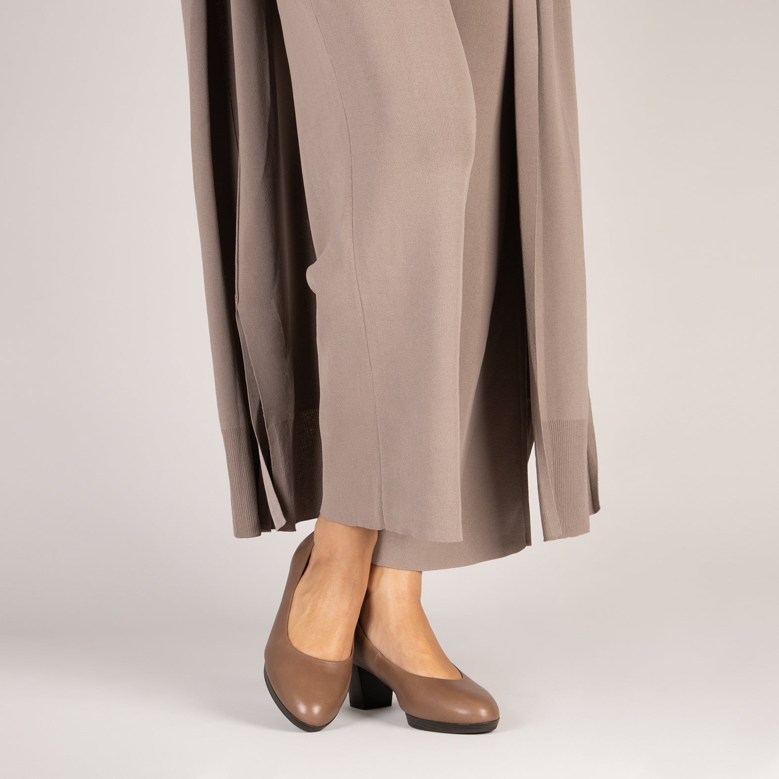 AZAFATA S - Zapatos de tacón bajo con plataforma TAUPE - miMaO ®