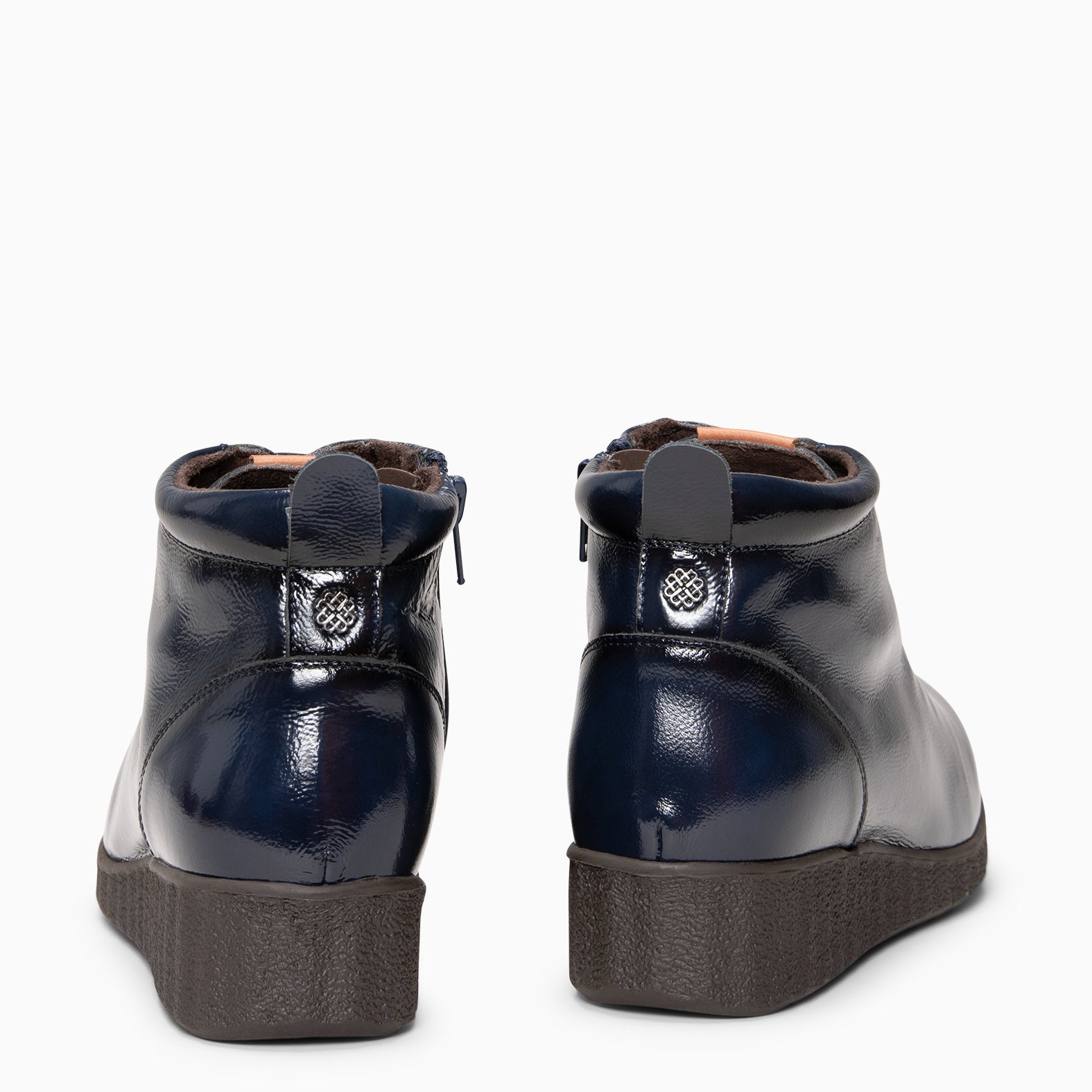 FLEXY - Zapatillas de charol MARINO abotinadas - miMaO ®