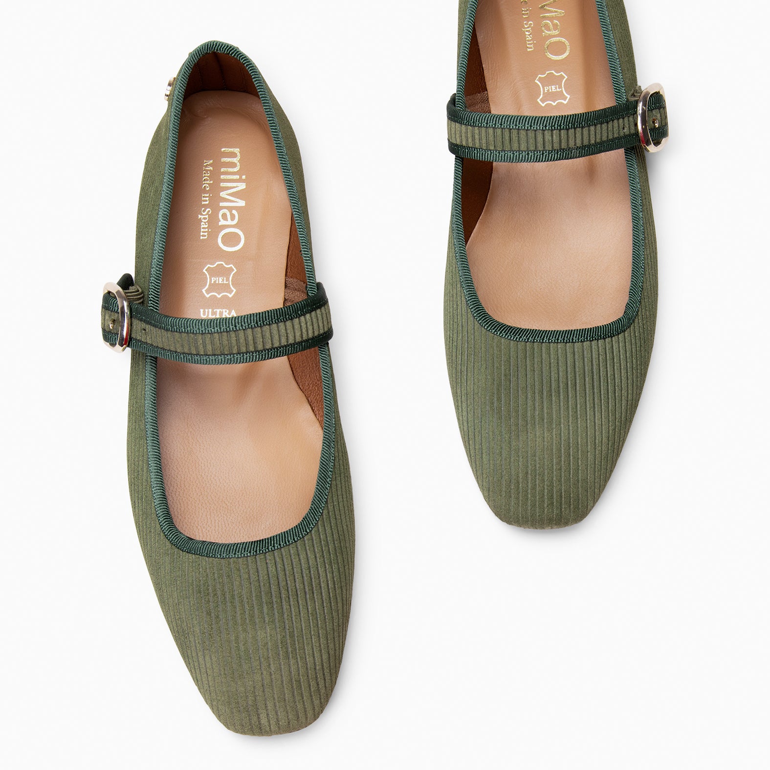LARA - Merceditas con tira de serraje efecto pana VERDE - miMaO ®