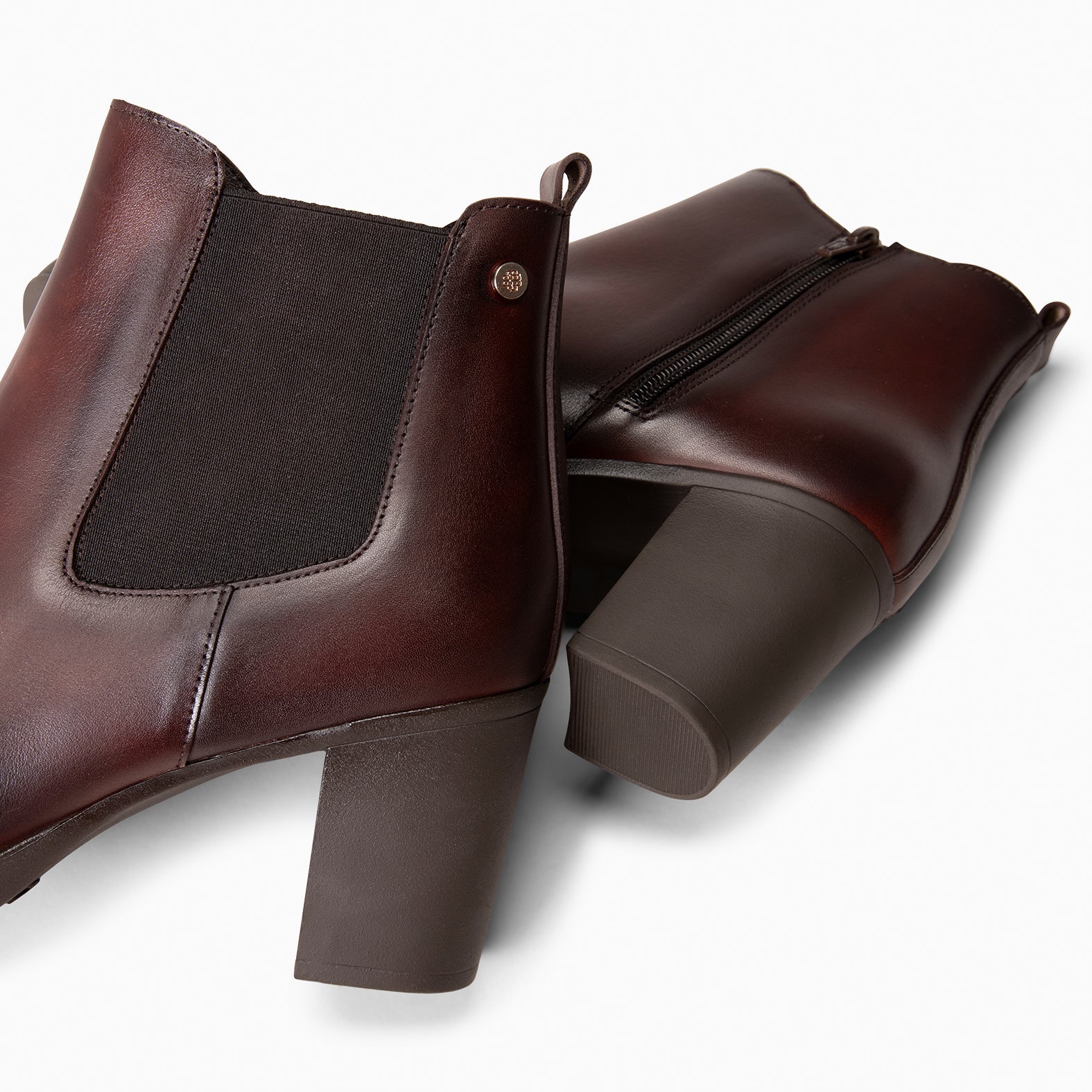 SABRINA – Botin de tacón alto con elástico lateral MARRON - miMaO ®