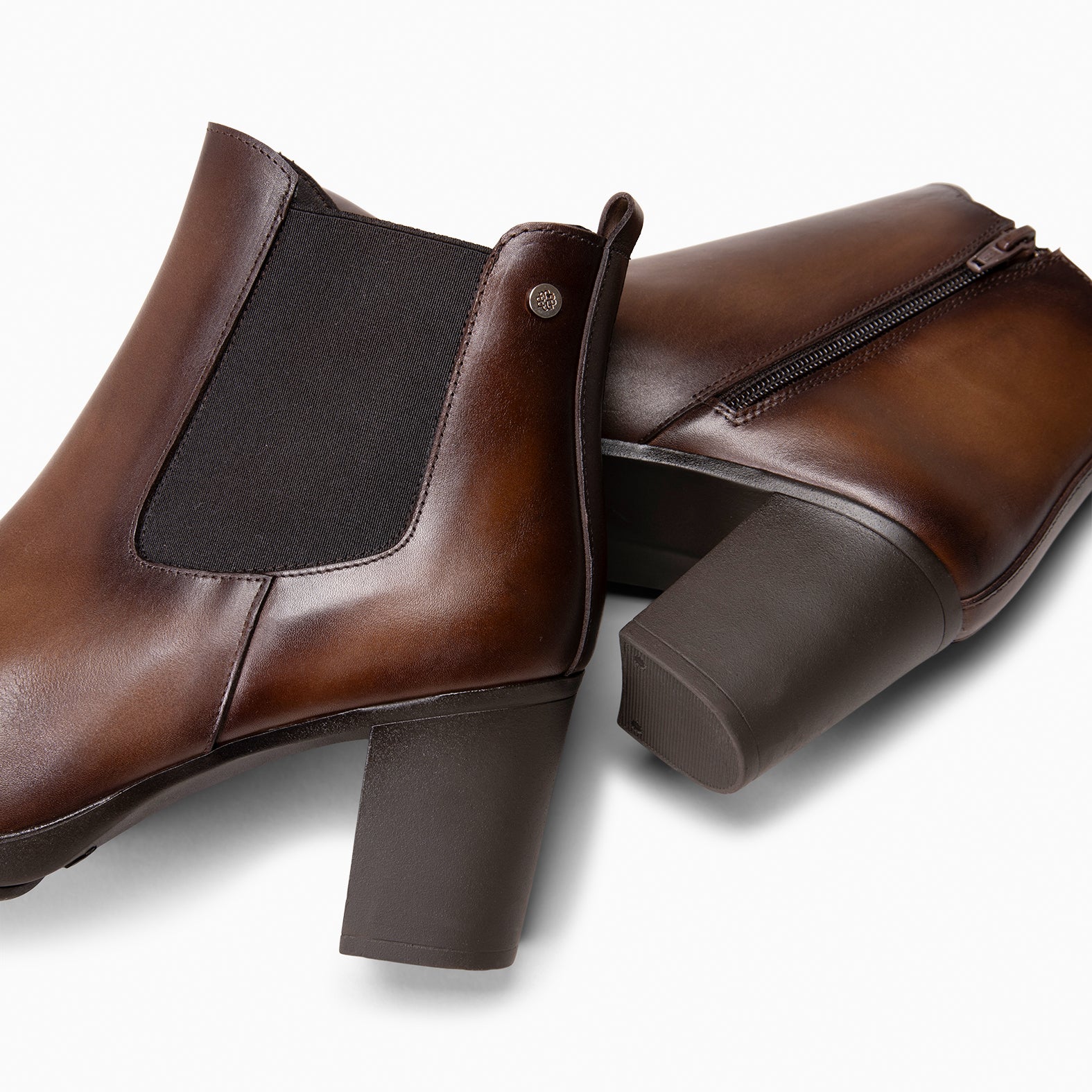 SABRINA – Botin de tacón alto con elástico lateral CAMEL - miMaO ®