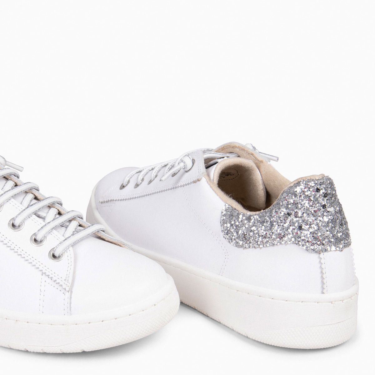 NANTES - WHITE & SILVER SNEAKER WITH ELASTIC LACES