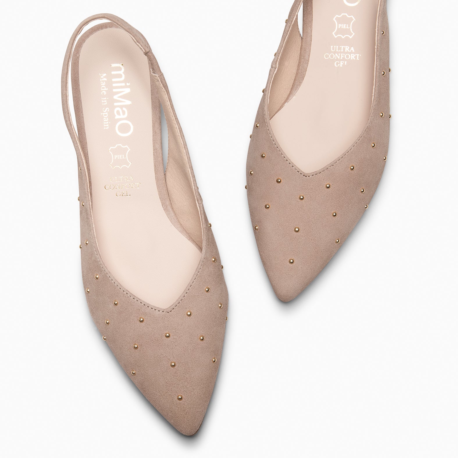 ORION – ZAPATOS BAJOS DESTALONADOS CON TACHAS TAUPE - miMaO ®