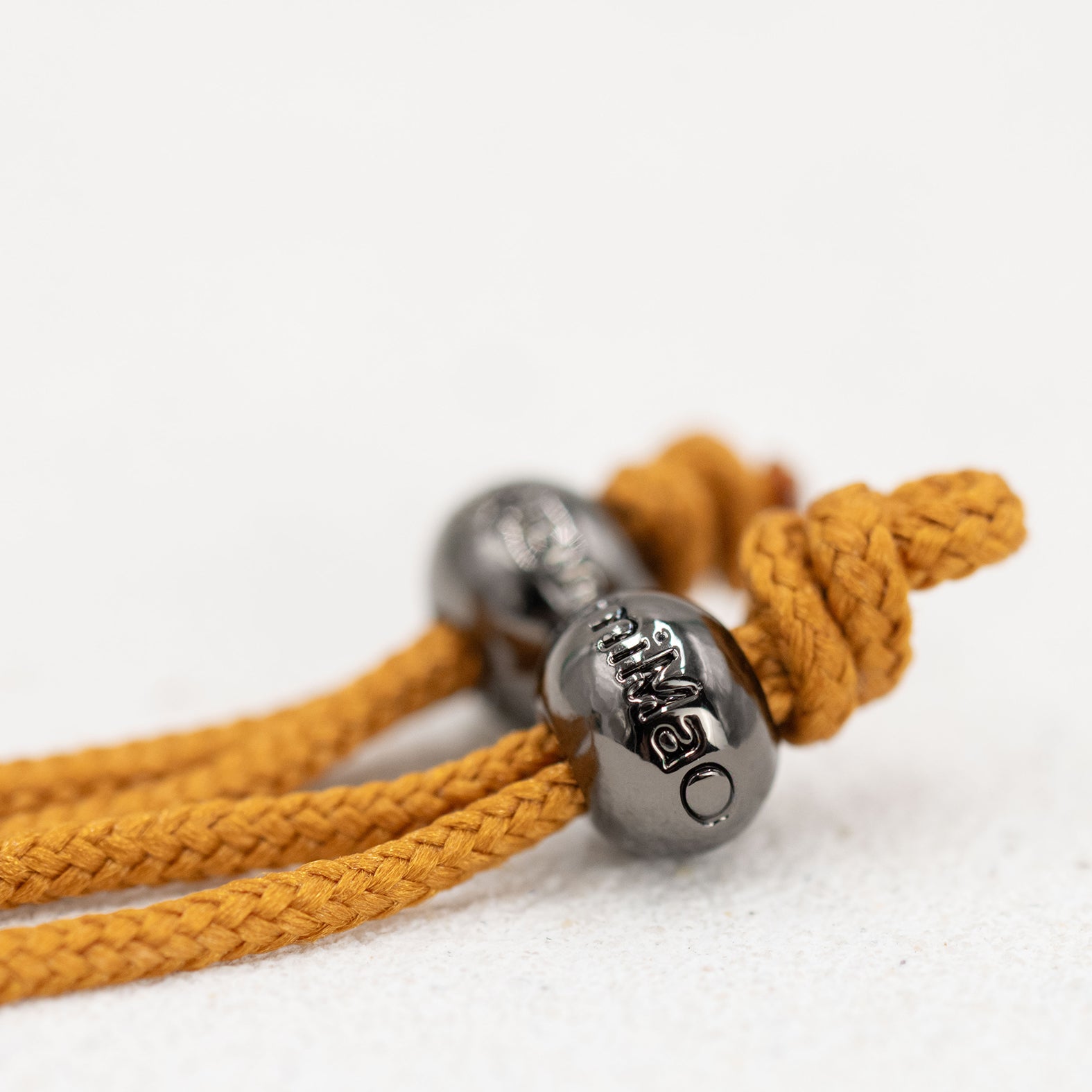 PULSERA MOSTAZA DE LA FORTUNA - miMaO ®