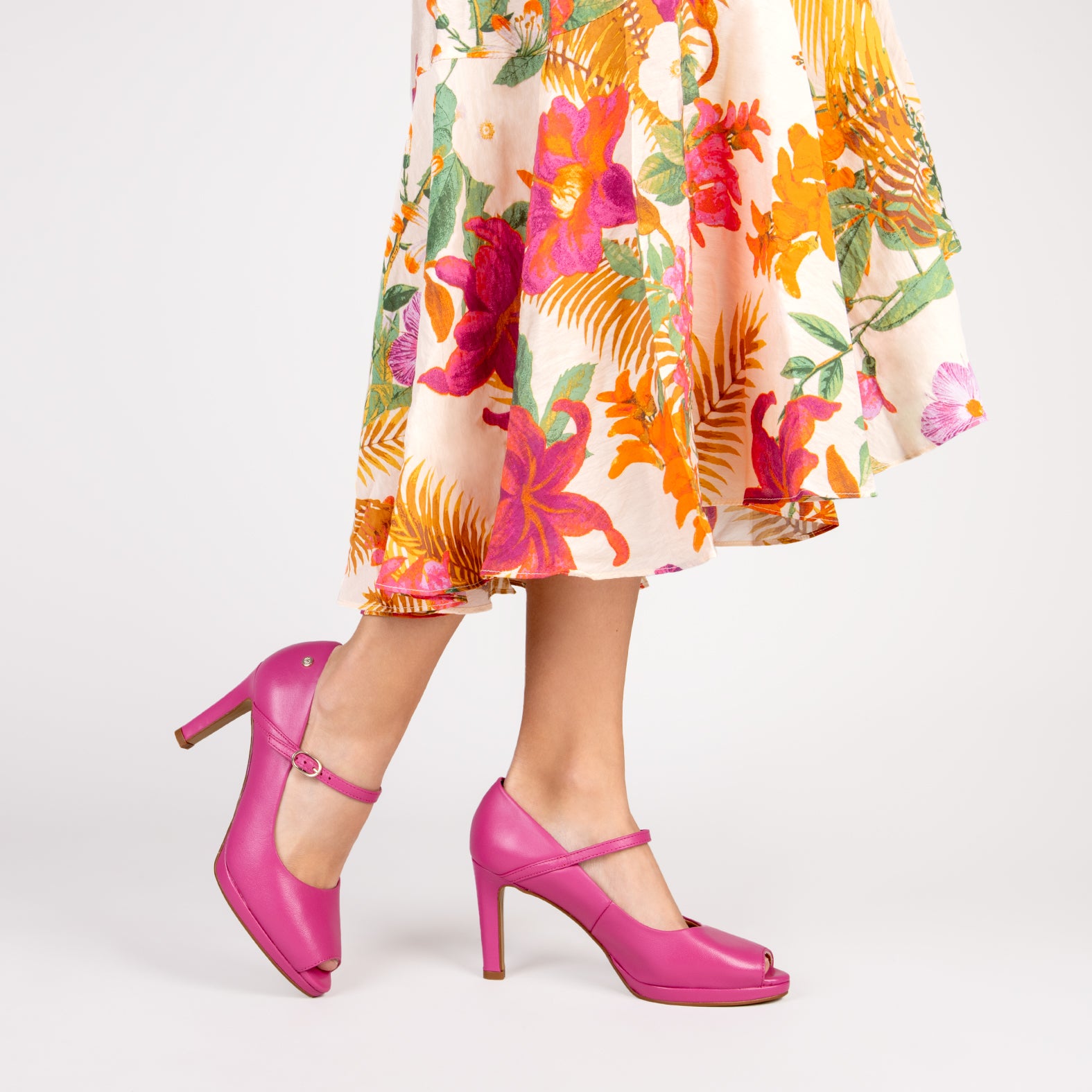 CASSIS - Zapato Peep Toe con correa FUCSIA - miMaO ®