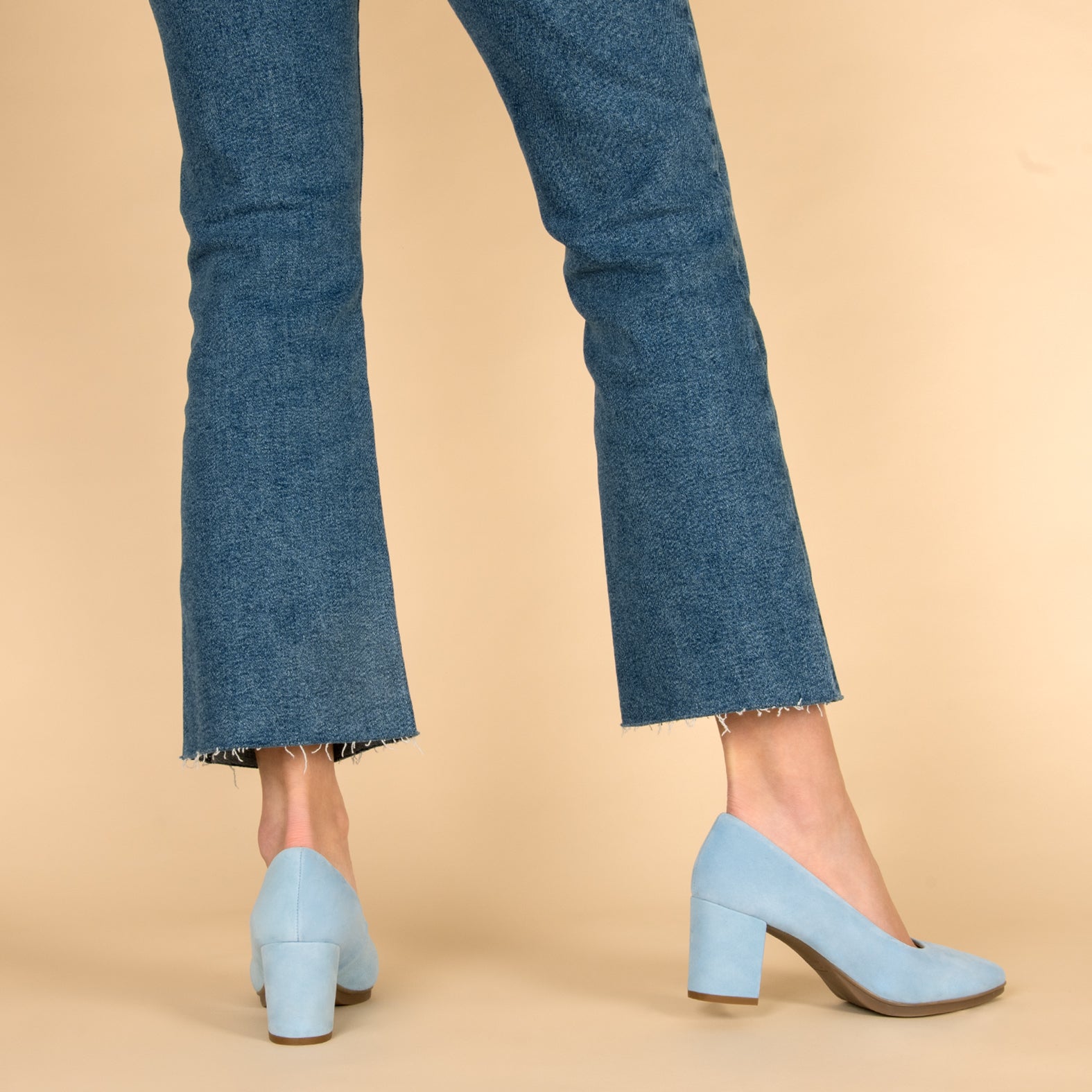 URBAN S – LIGHT BLUE Suede Mid-Heeled Shoes