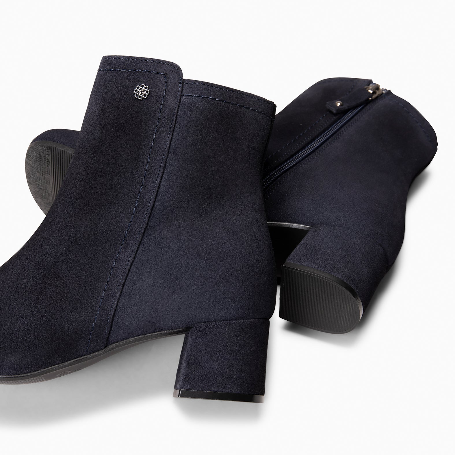 COLMAR - Botines elegantes de piel MARINO - miMaO ®
