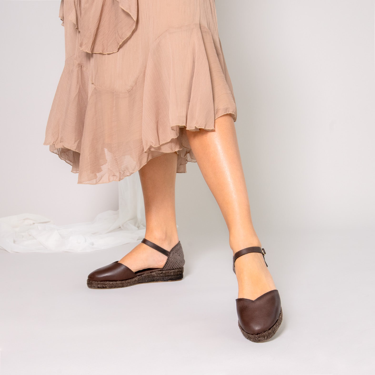 PRAVIA - Espadrilles à petit talon MARRON (teinture naturelle par immersion)