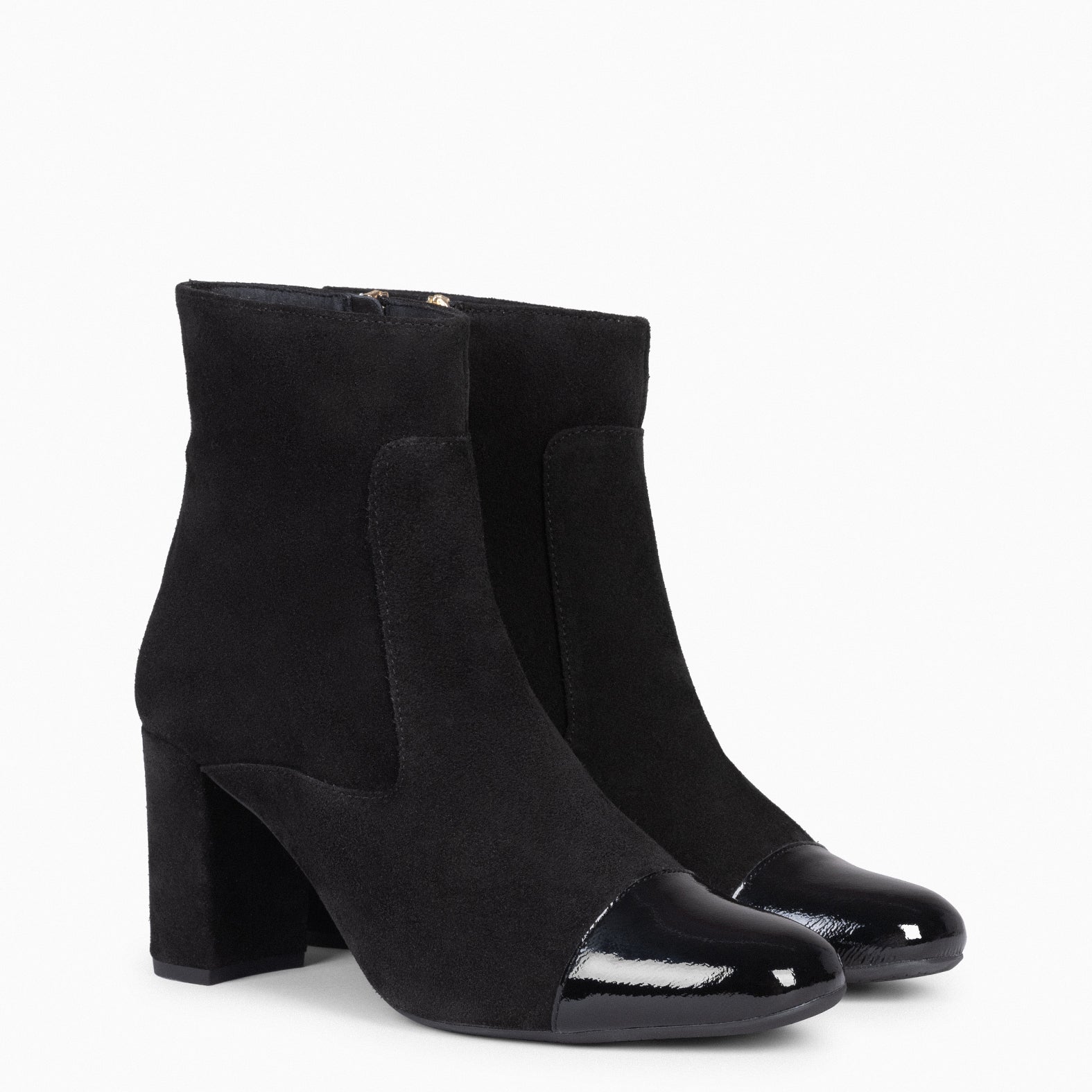 VARENNA - BLACK Women Zip Bootie