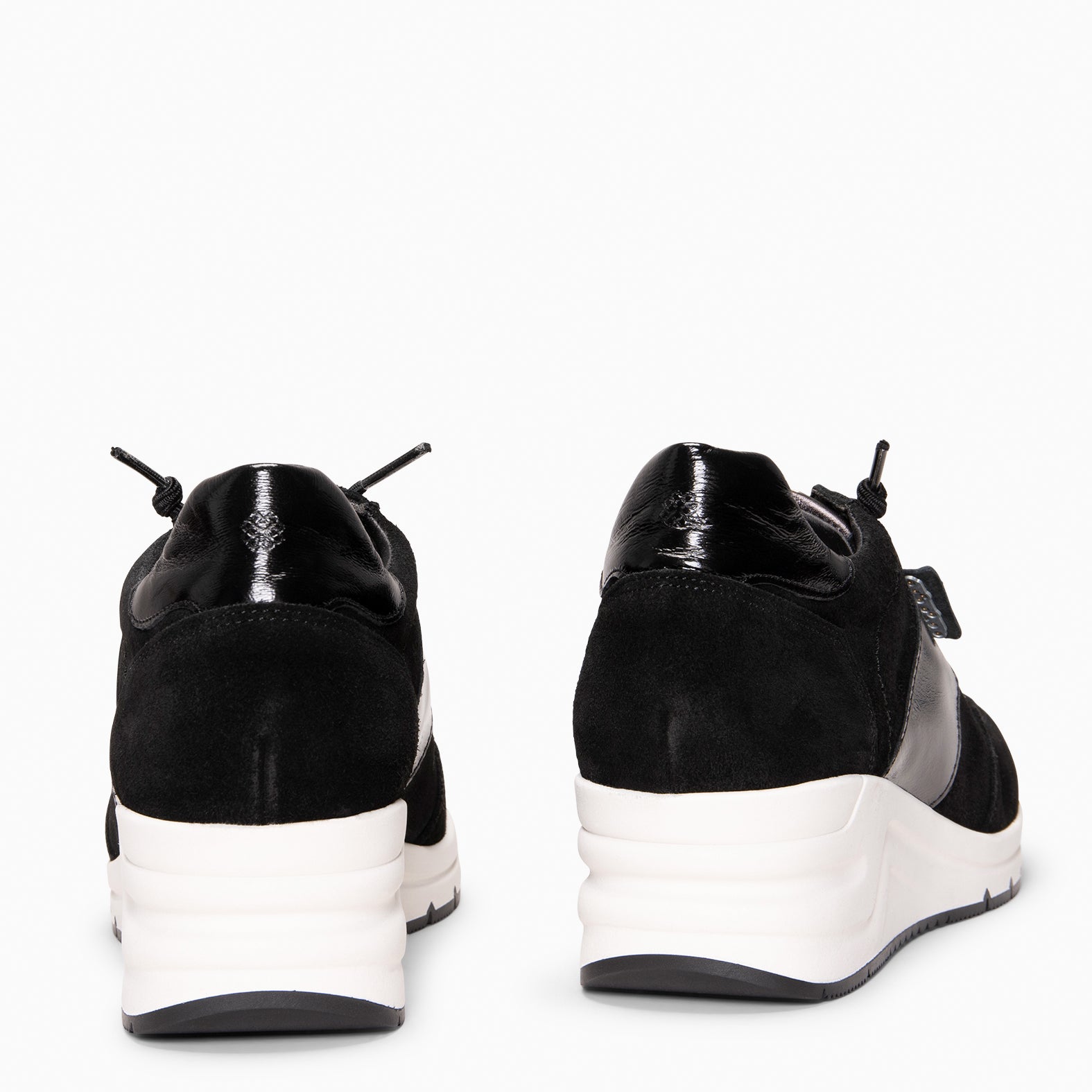 PAU - Zapatillas con cuña NEGRO - miMaO ®