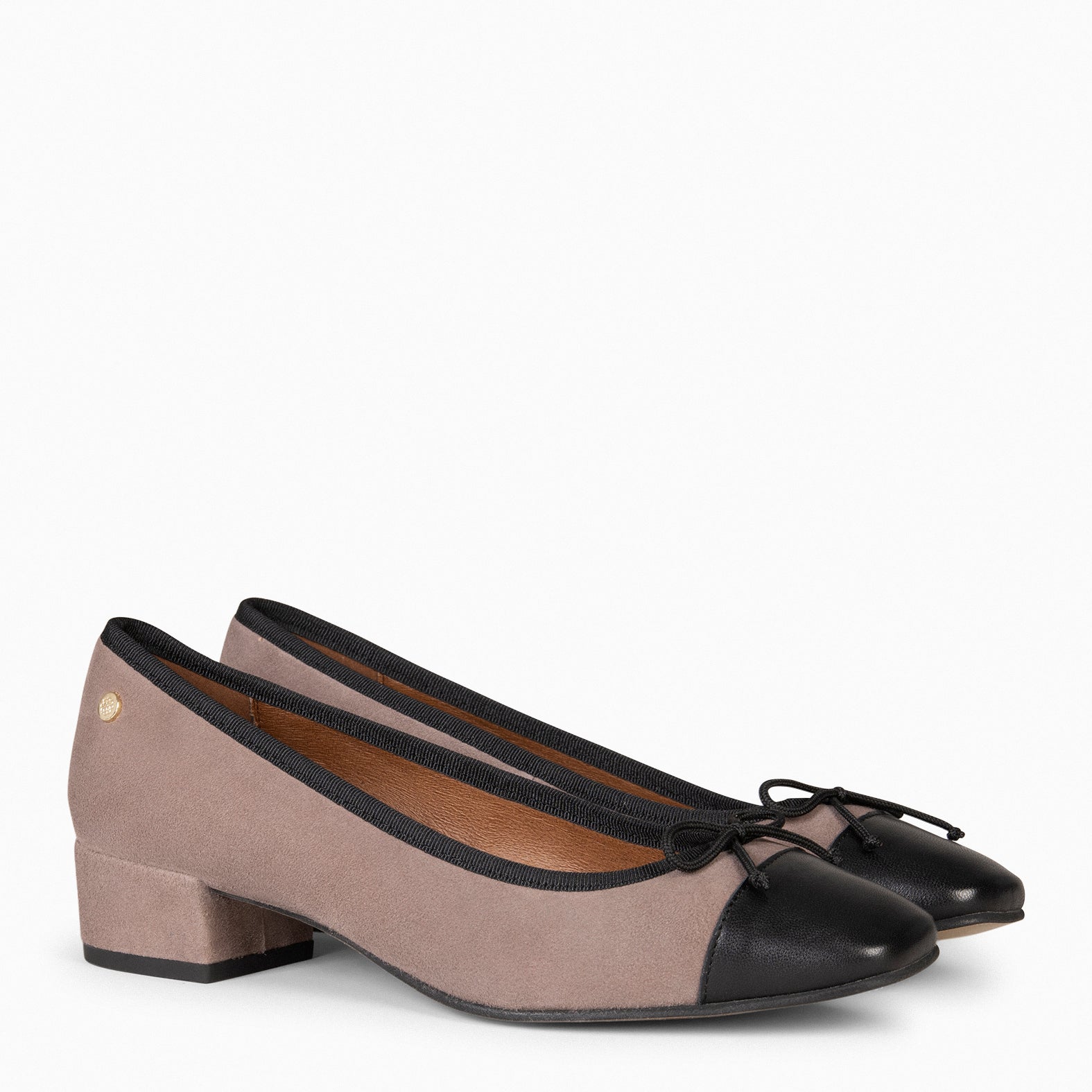 GLAMOUR - Bailarinas TAUPE con tacón y puntera NEGRO - miMaO ®