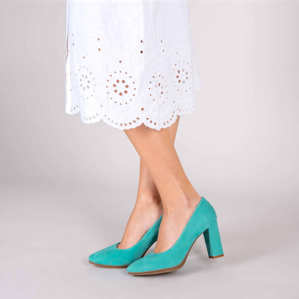 URBAN – Zapatos de tacón alto de ante TURQUESA