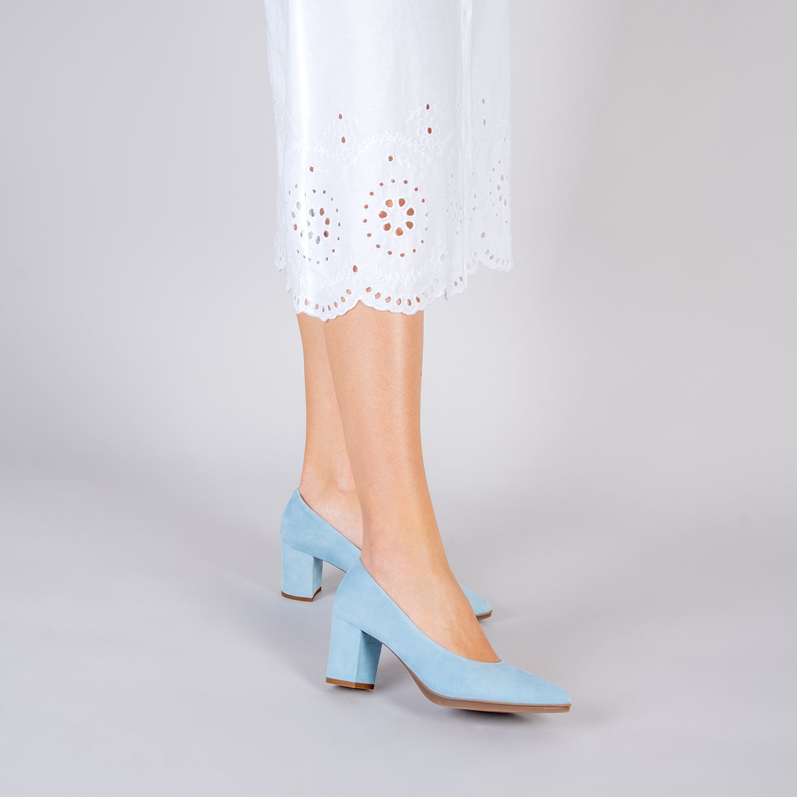 URBAN S – LIGHT BLUE Suede Mid-Heeled Shoes