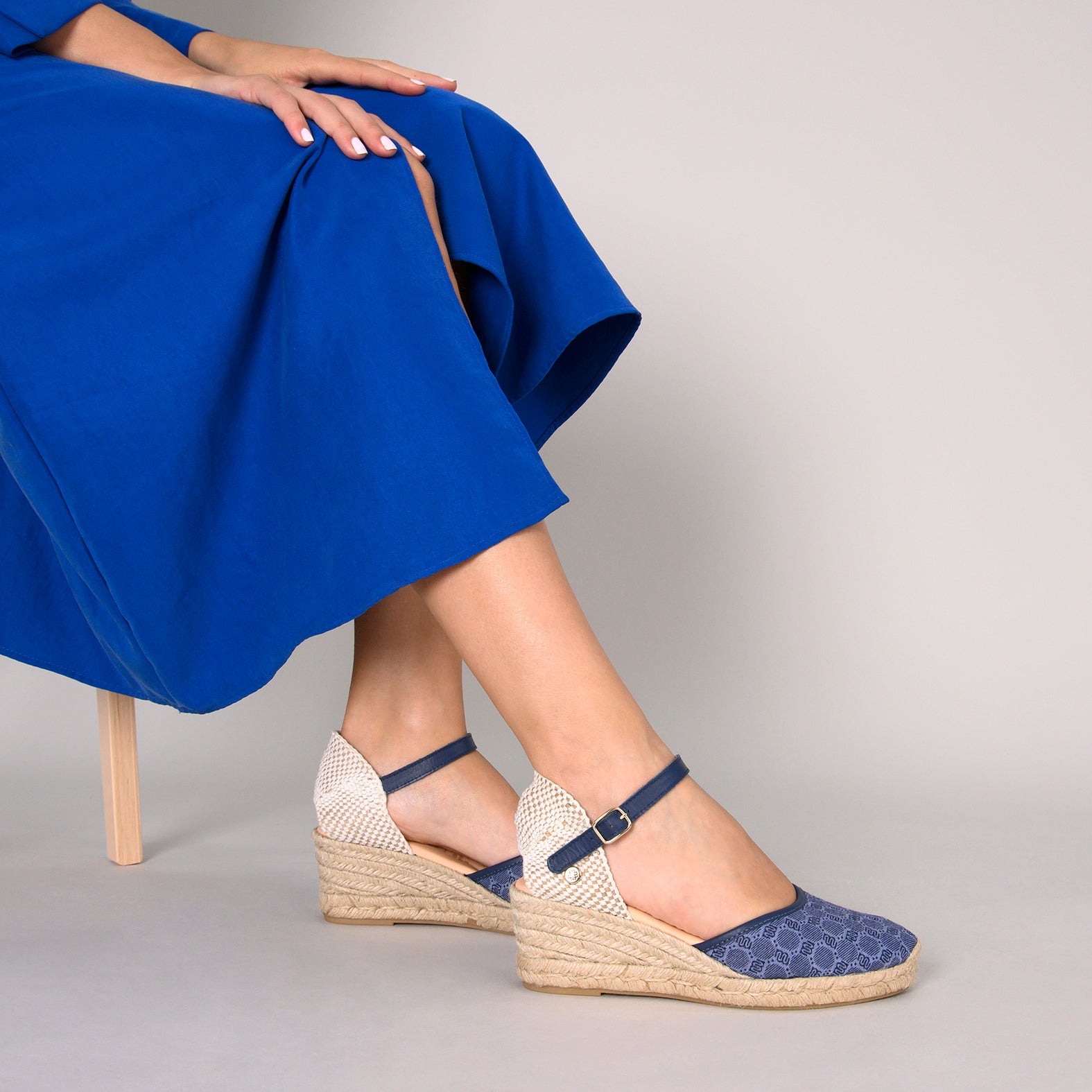 TOSSA - Cuñas de esparto AZUL - miMaO ®
