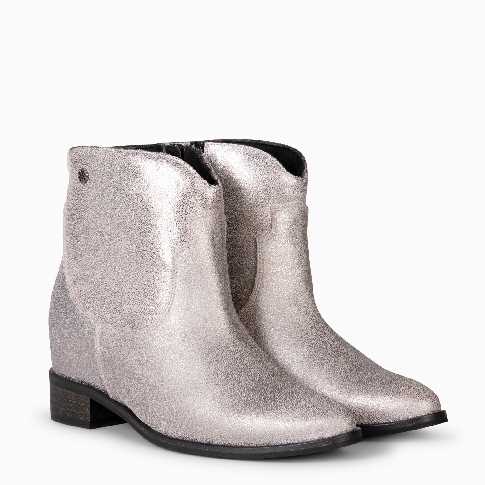 JESSY - Botín cowboy con cuña interna PLATA - miMaO ®