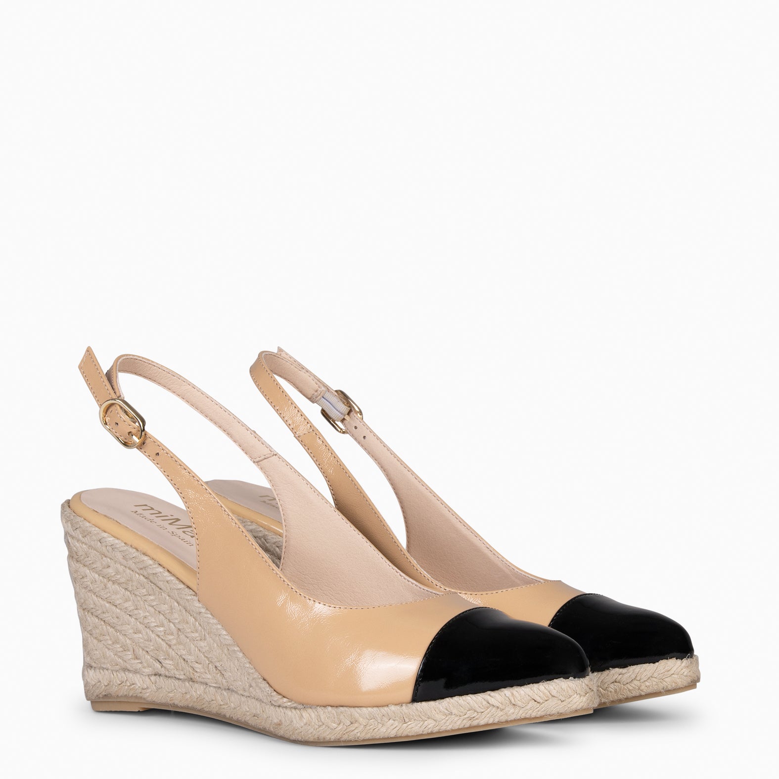 BIARRITZ - CUÑA DE ESPARTO CAMEL CON PUNTERA NEGRA DE CHAROL