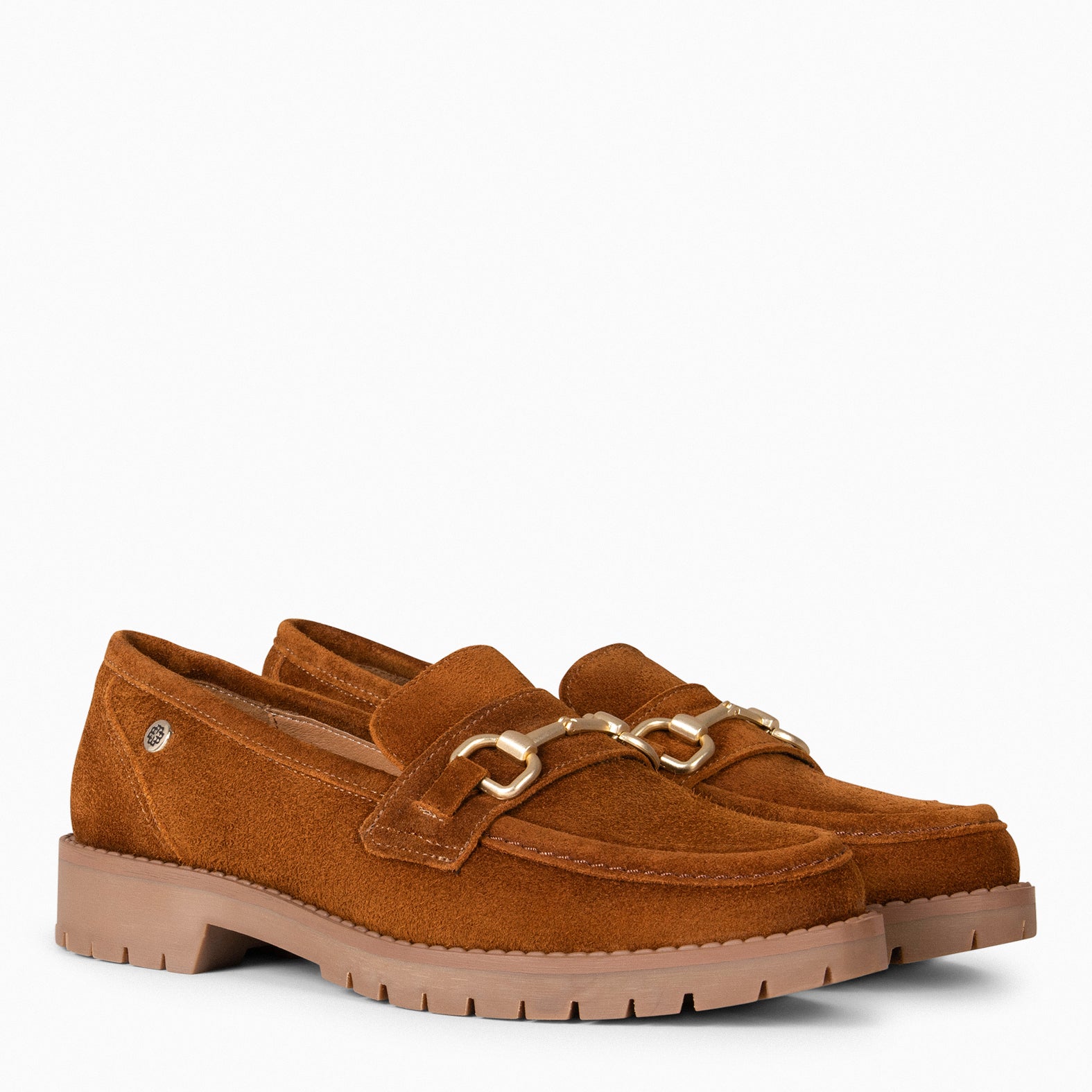 TREVILLA - Mocasín con aplique metálico CAMEL - miMaO ®