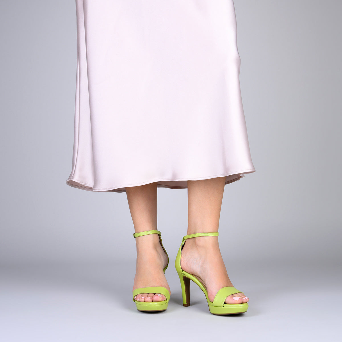 FIESTA - Sandalias de tacón alto y plataforma VERDE PISTACHO