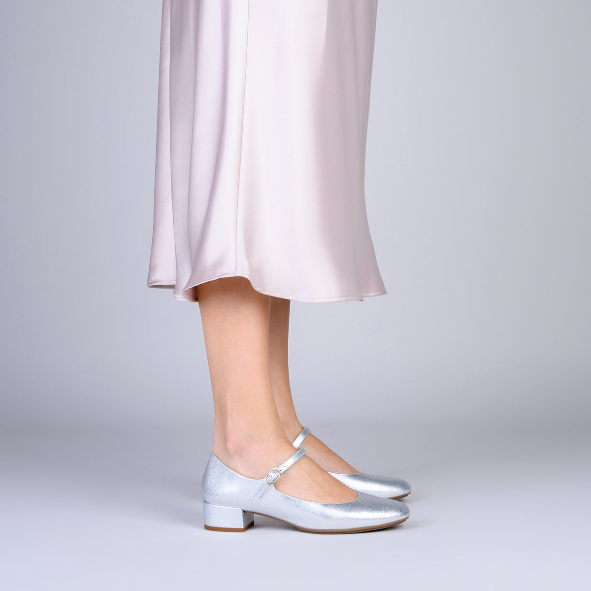 NORA – SILVER Mary-Janes with low heel
