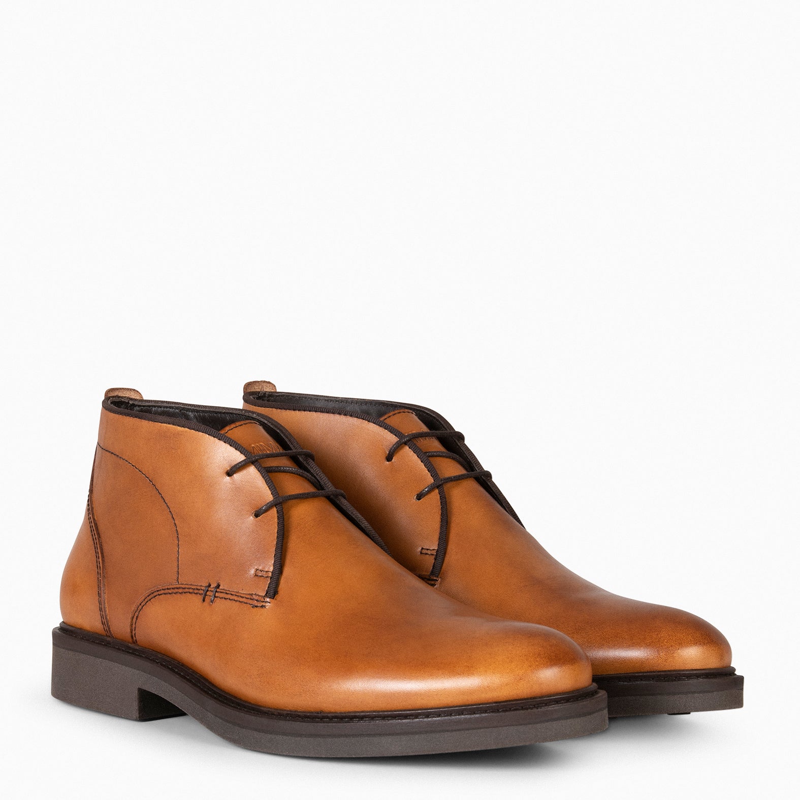 CERVANTES – Botín de hombre con cordones CAMEL - miMaO ®