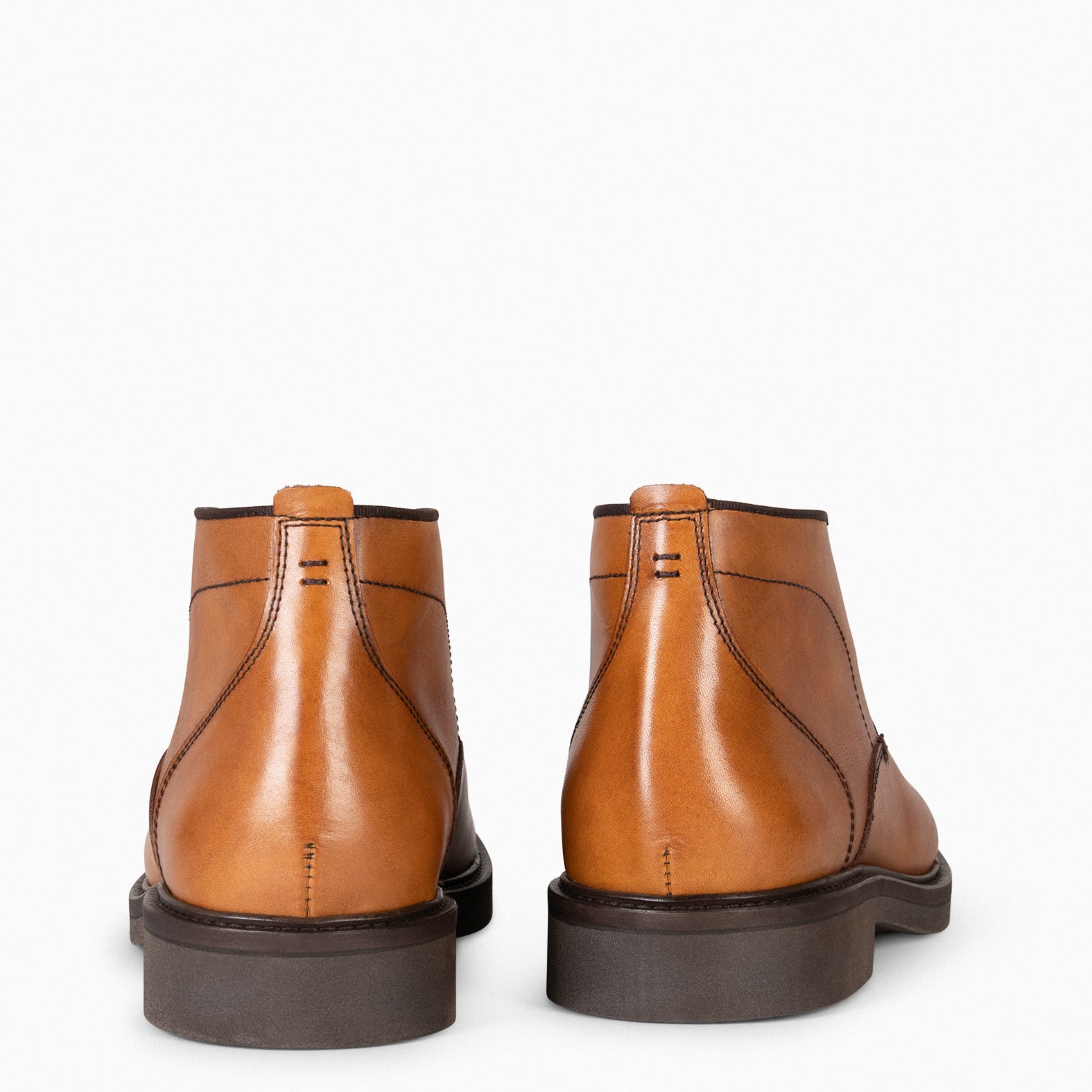 CERVANTES – Botín de hombre con cordones CAMEL - miMaO ®