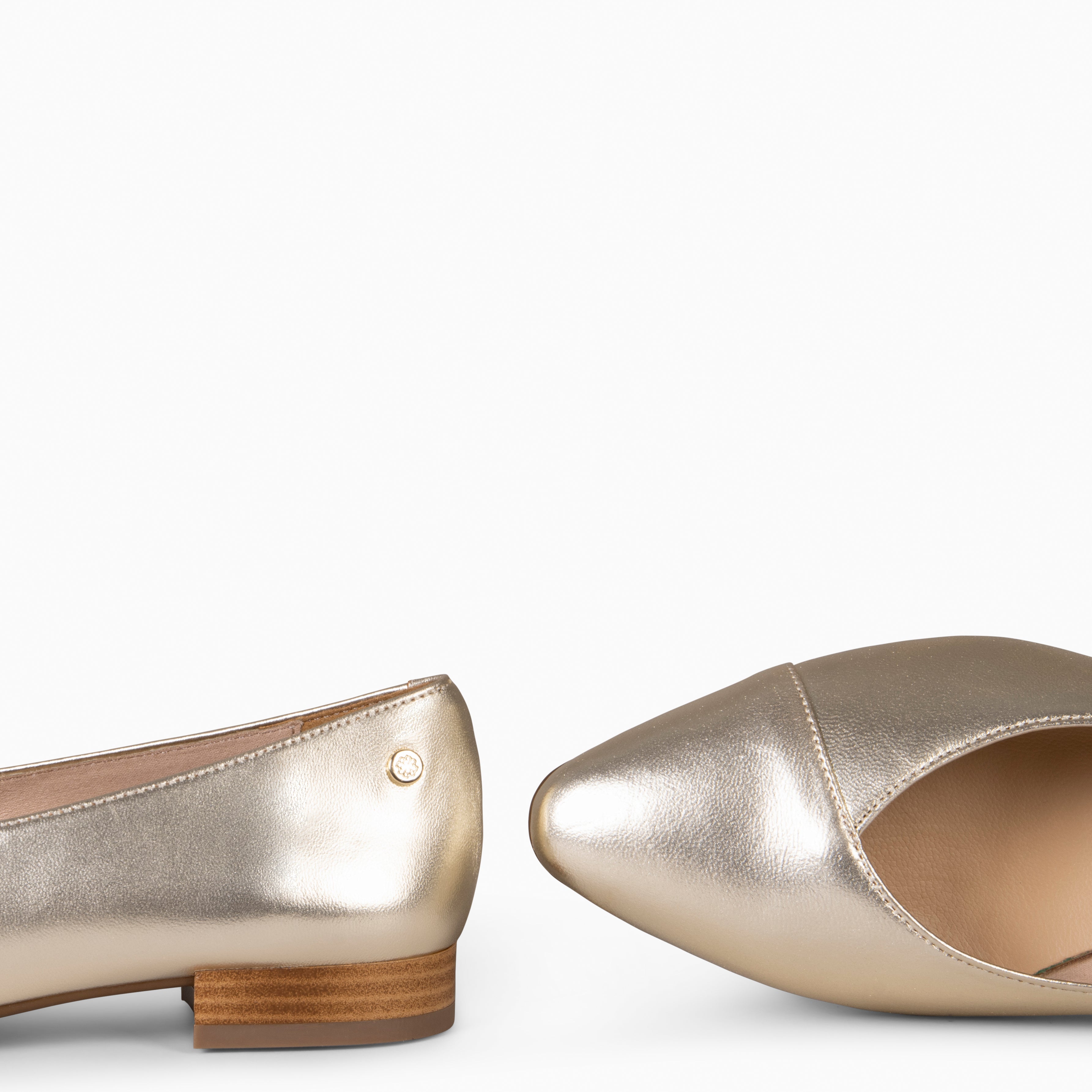 MARIE - Zapatos de tacón Bajo de punta fina PLATINO - miMaO ®