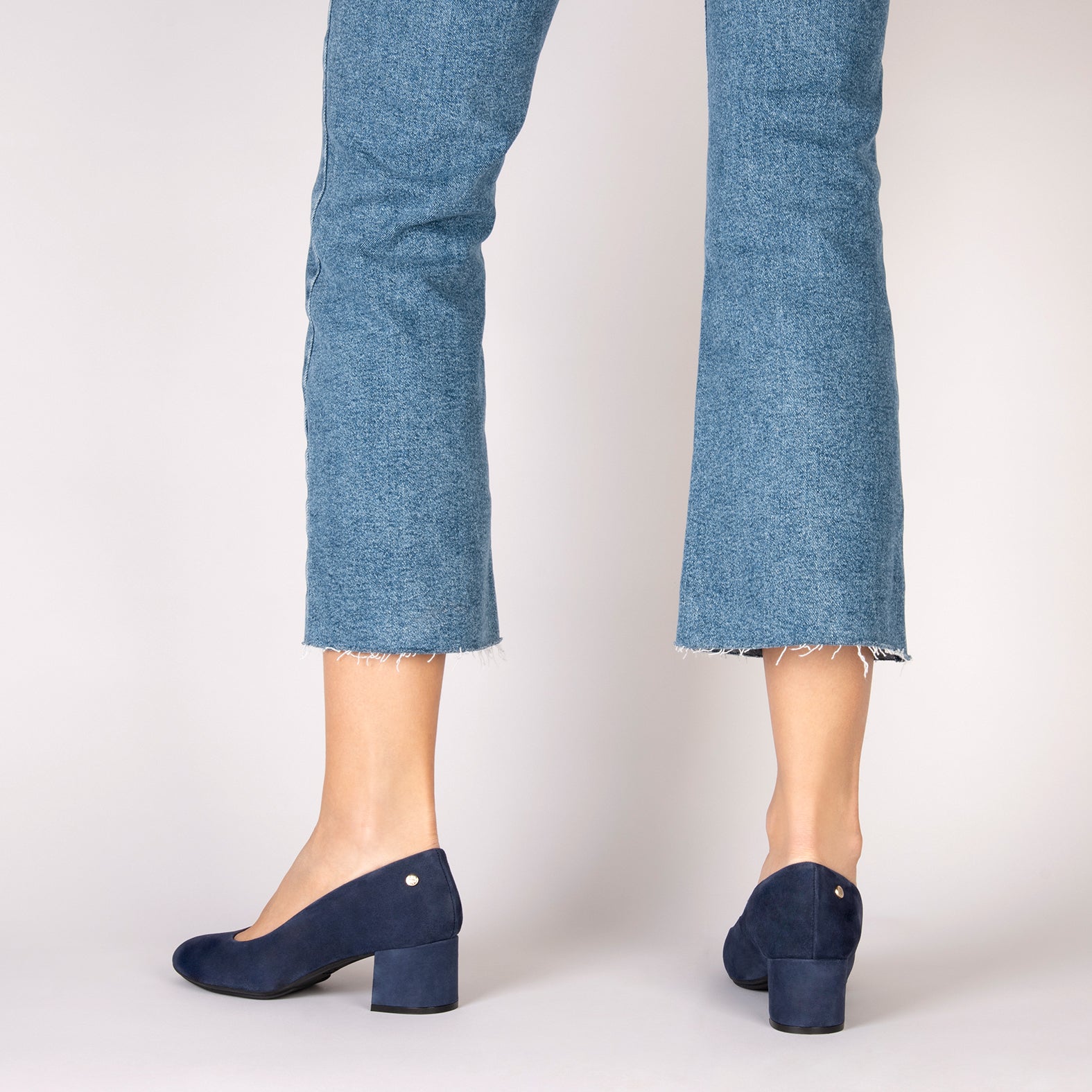 URBAN REDONDO - Zapatos de tacón de ante en MARINO - miMaO ®
