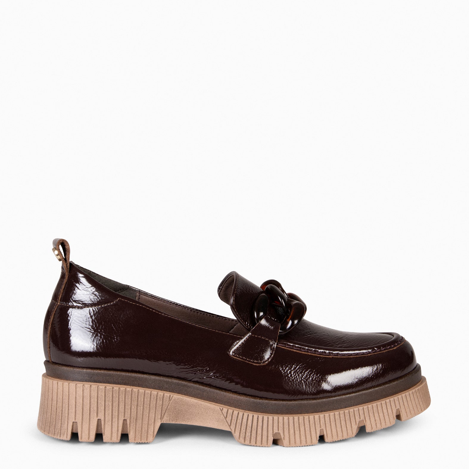 LOLA - Mocasín MARRÓN con suela track - miMaO ®