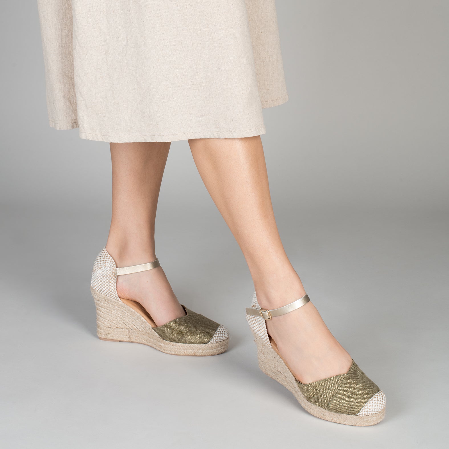 CONIL – Cuñas de esparto KAKI de lino