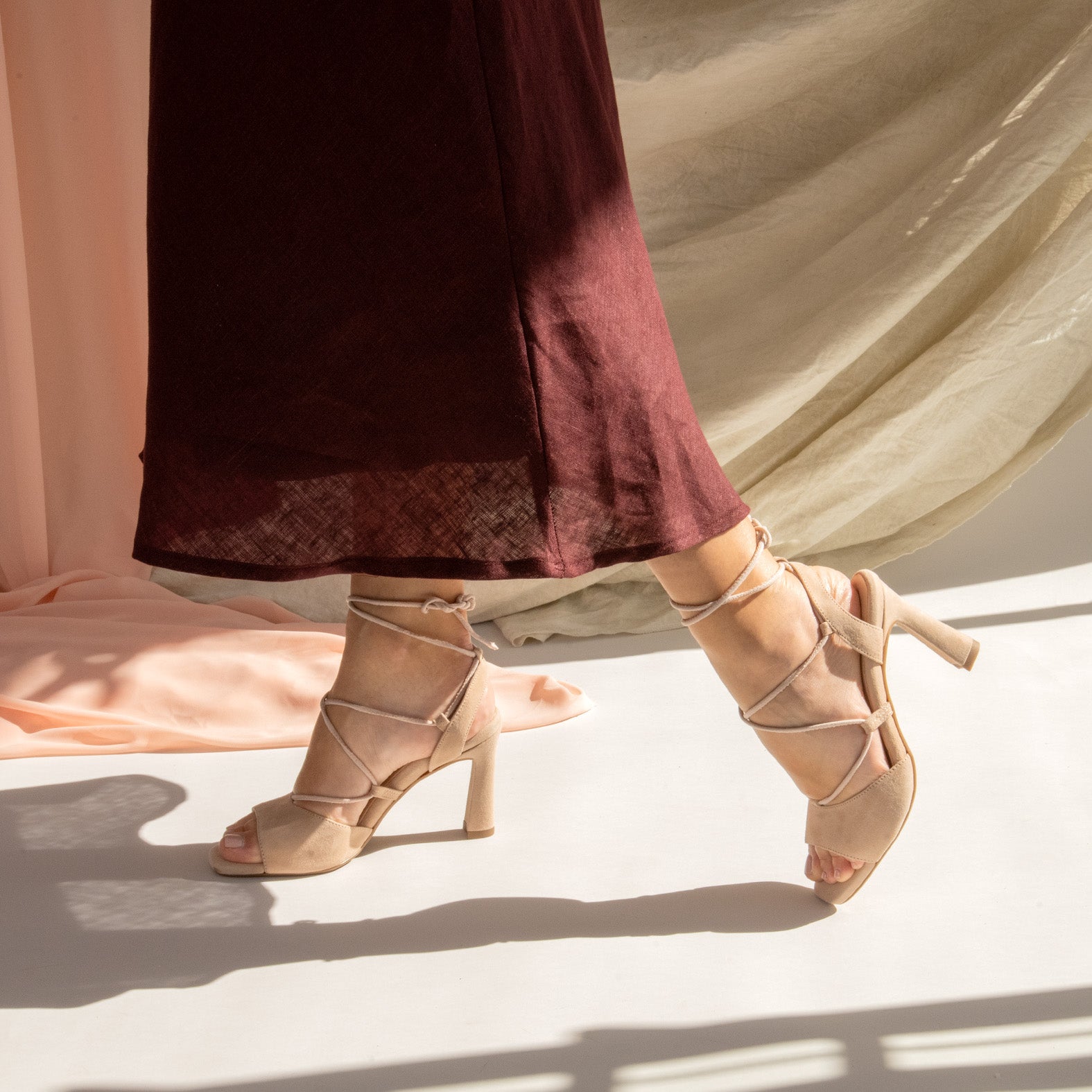 MÓNICA - SANDALIAS ELEGANTES DE TACÓN NUDE