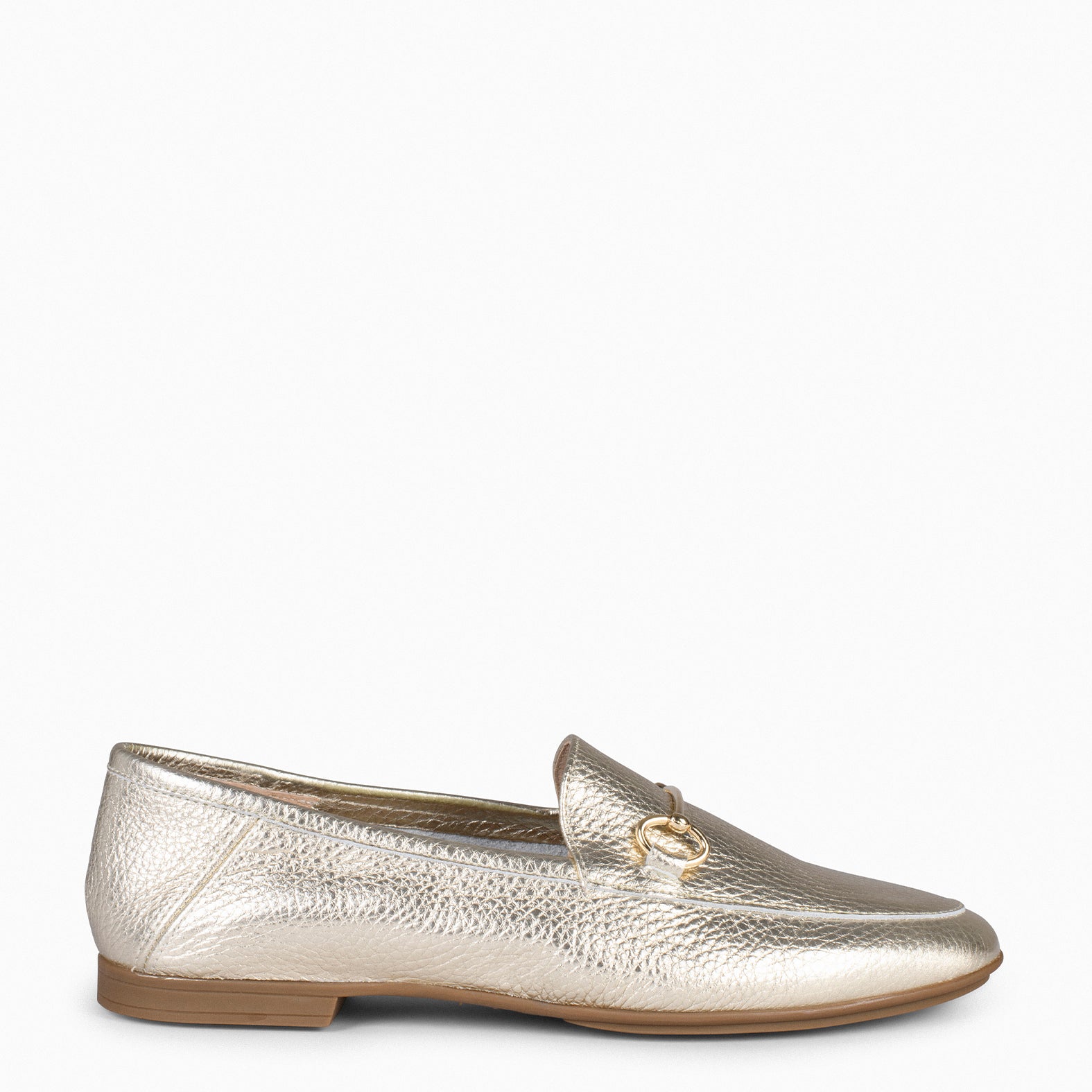STYLE – Mocasines planos con adorno metalizado PLATINO - miMaO ®