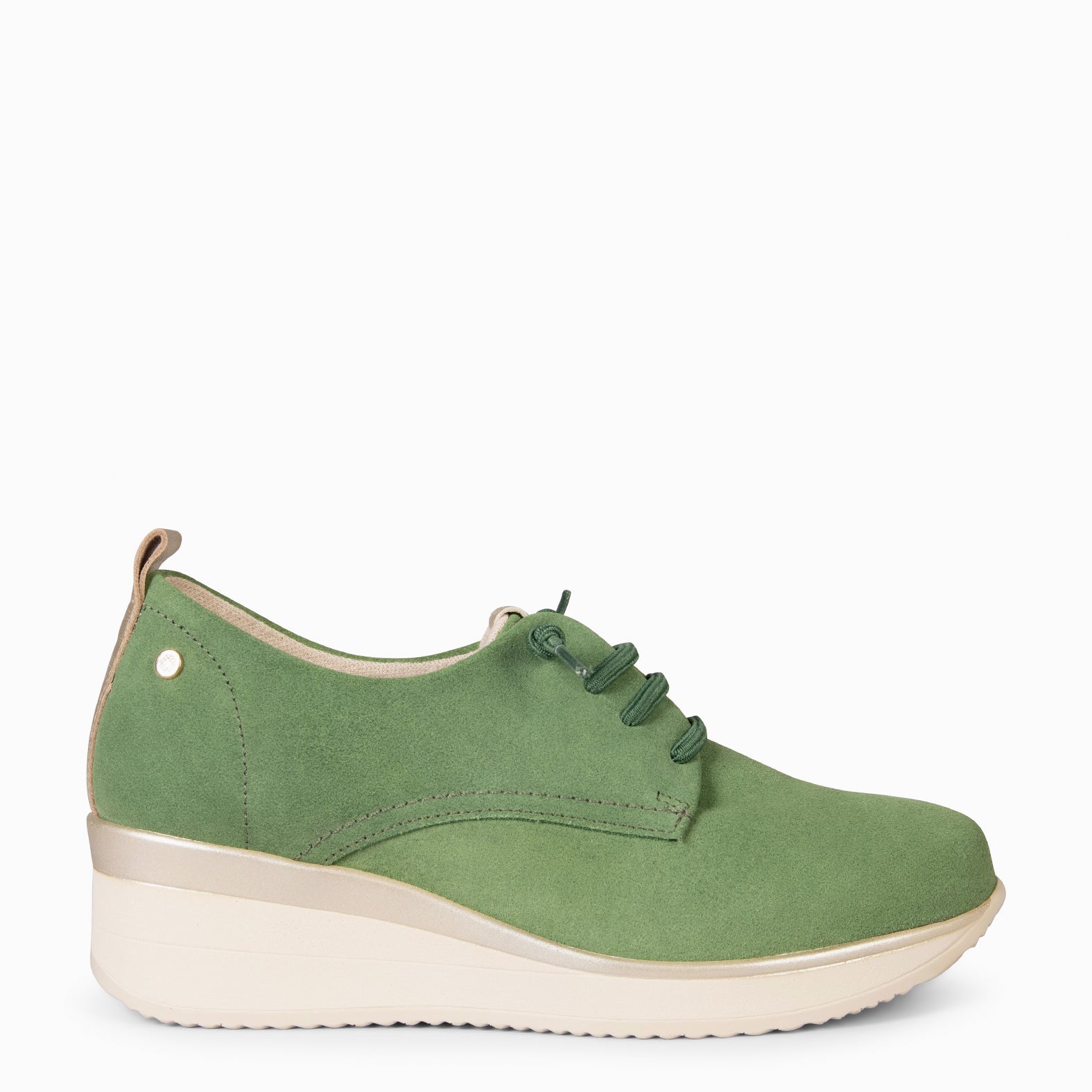 CASSEL - DEPORTIVA CON CUÑA VERDE - miMaO ®
