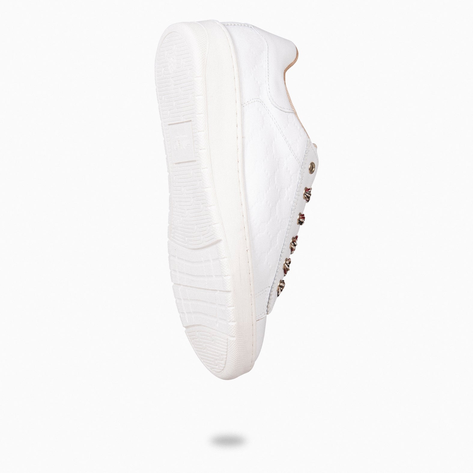 MARSELLA – WHITE SNEAKERS with taupe and white laces