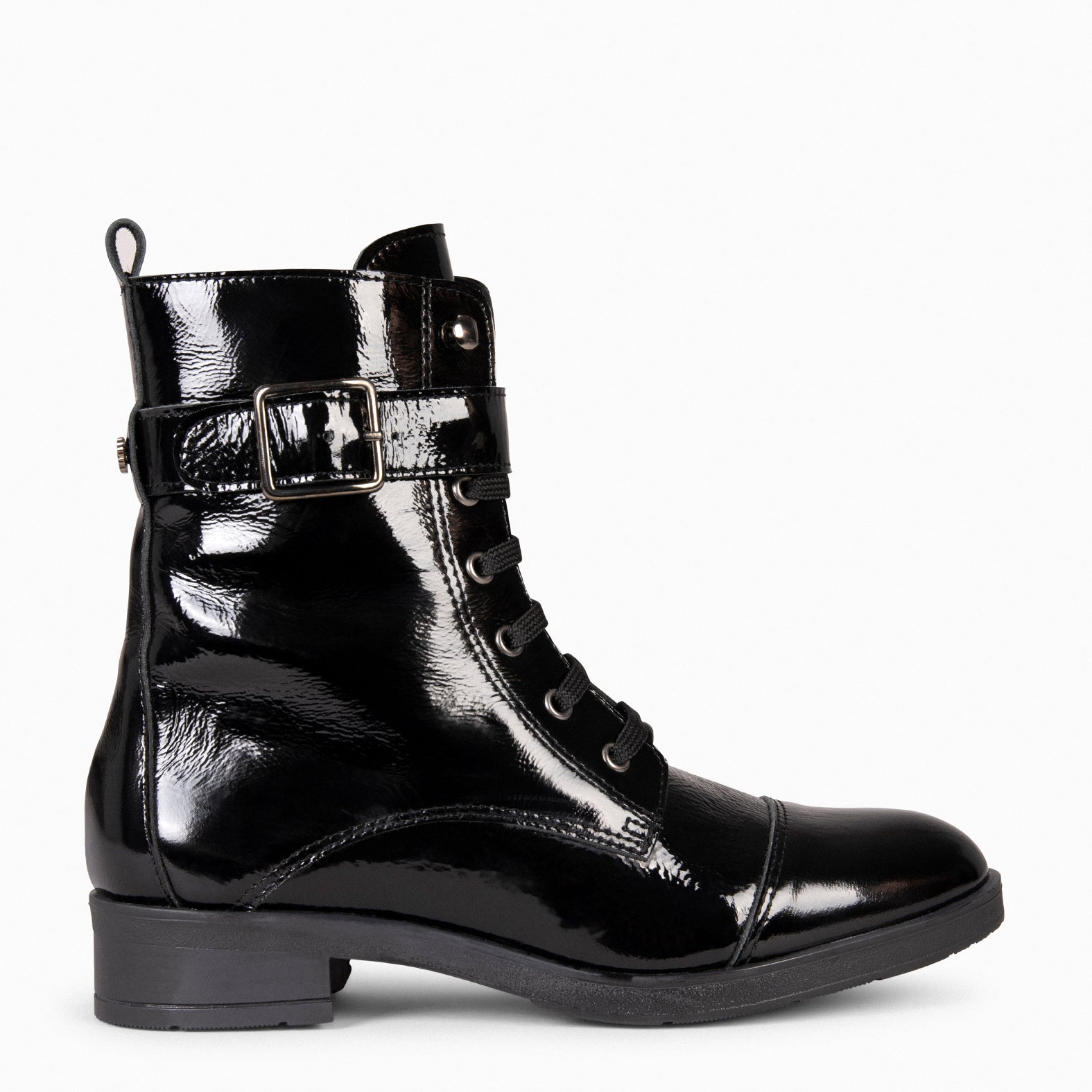 BELFAST – Botines con cordones de piel NEGRO CHAROL - miMaO ®