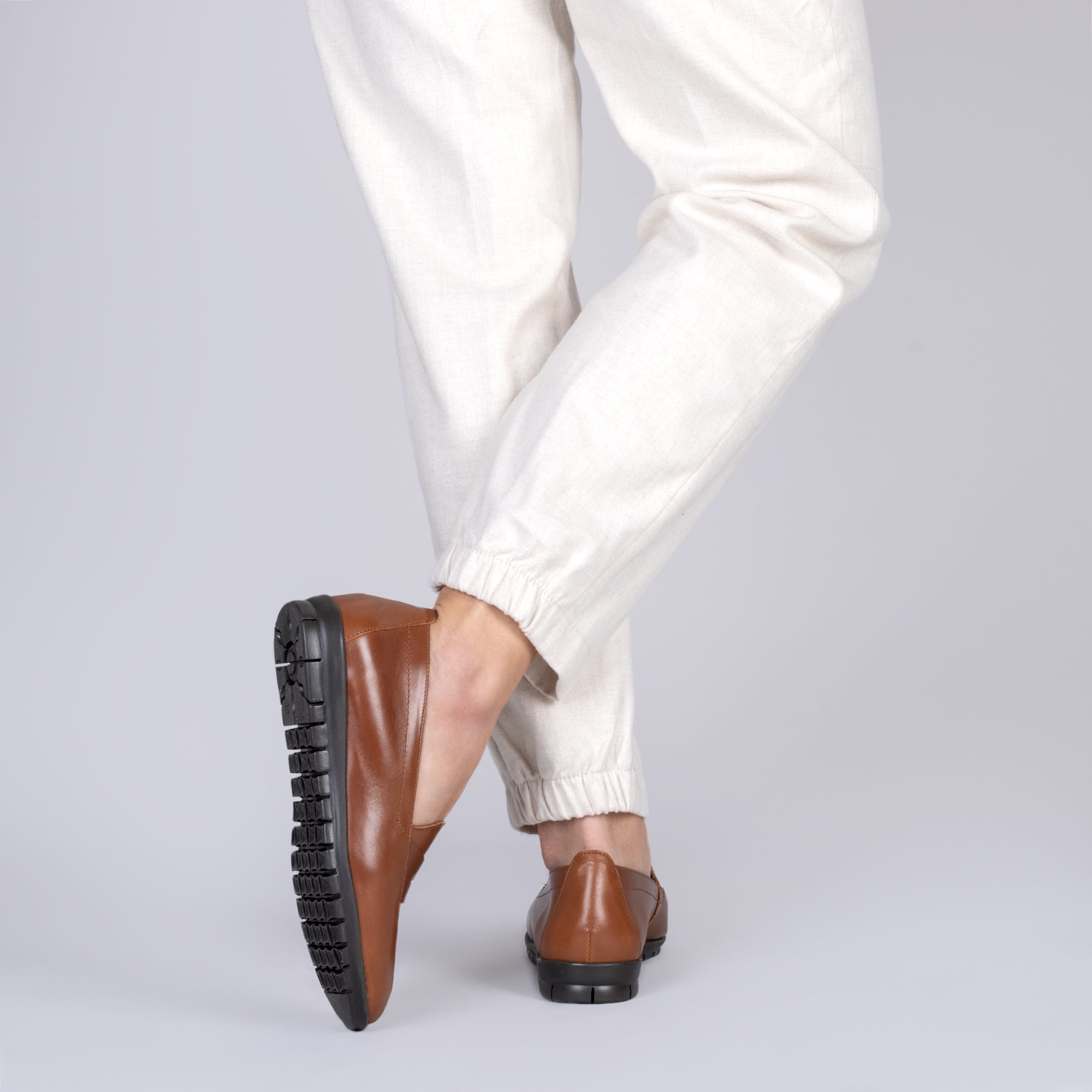 360 - Mocasines con antifaz CAMEL - miMaO ®